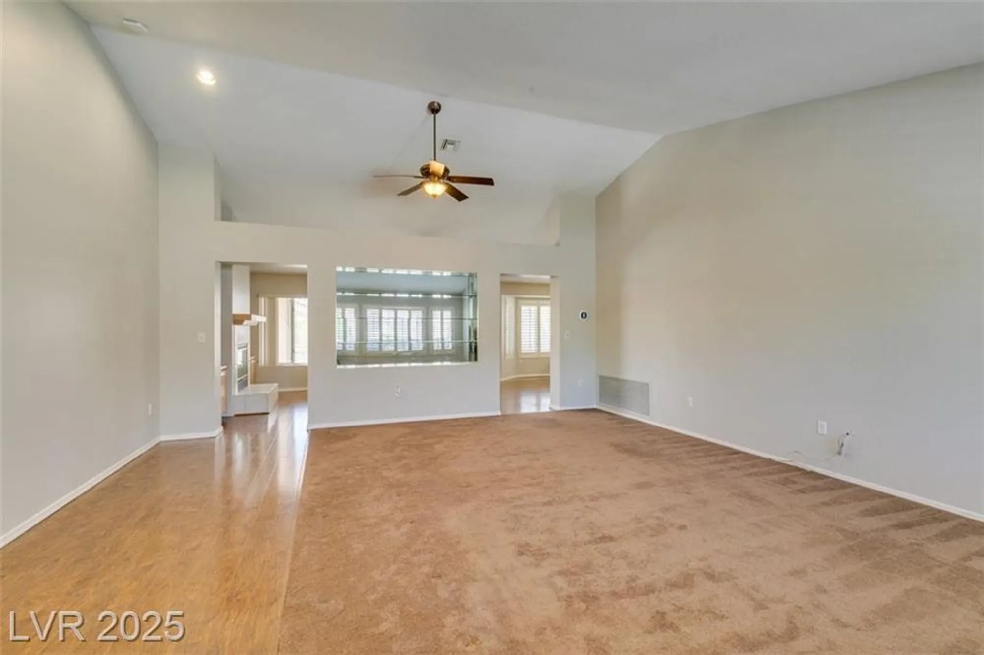 Property Slideshow image 4 of 31 | 10009 netherton dr, Las Vegas, NV, 89134