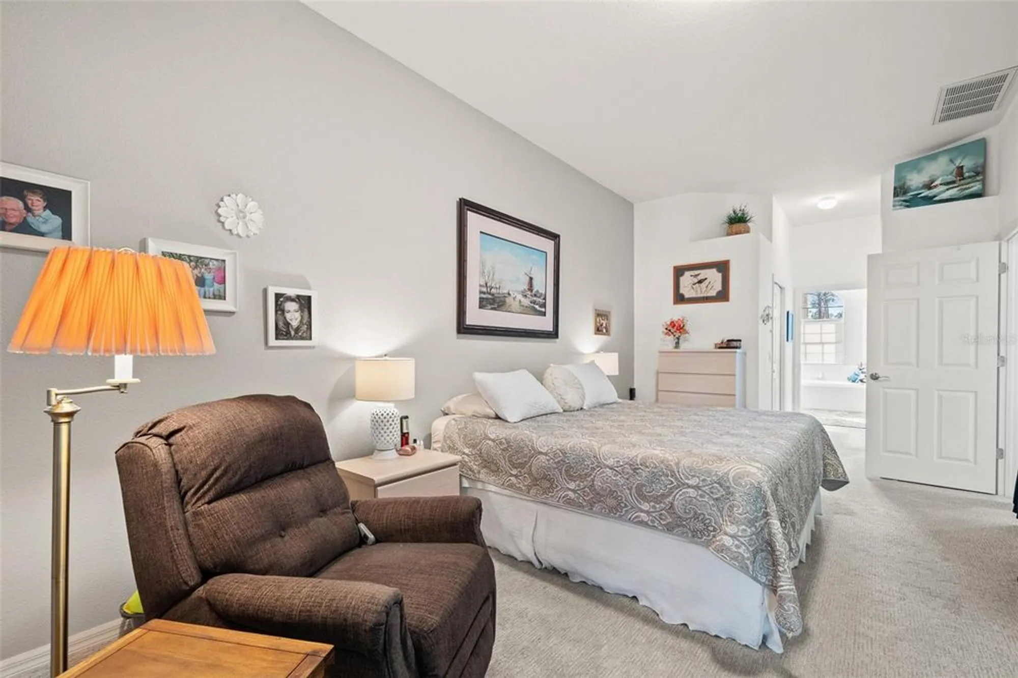 Property Slideshow image 24 of 51 | 18715 dove hollow ct, Hudson, FL, 34667