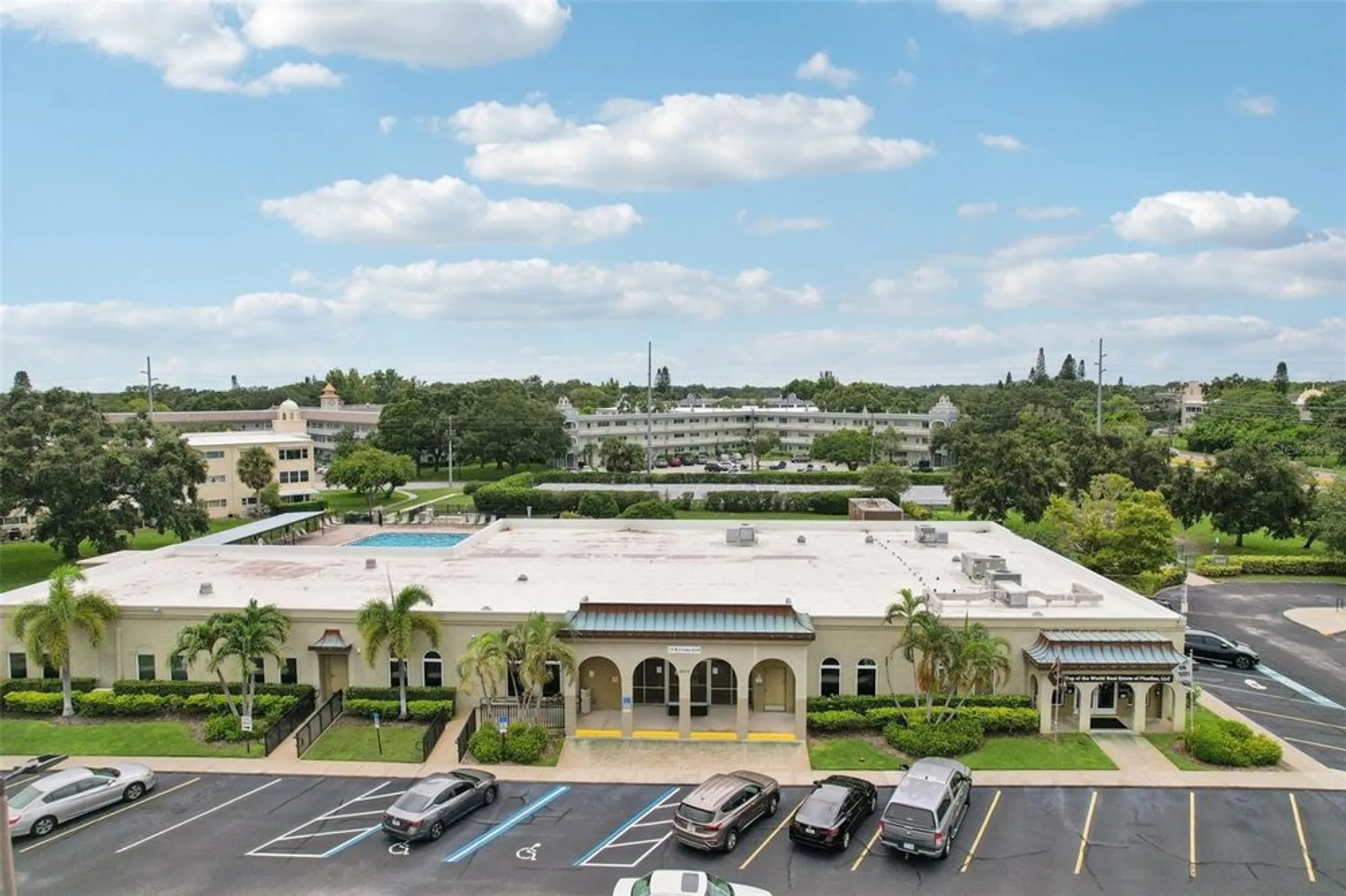 Property Slideshow image 43 of 49 | 2370 jamaican st apt 44, Clearwater, FL, 33763