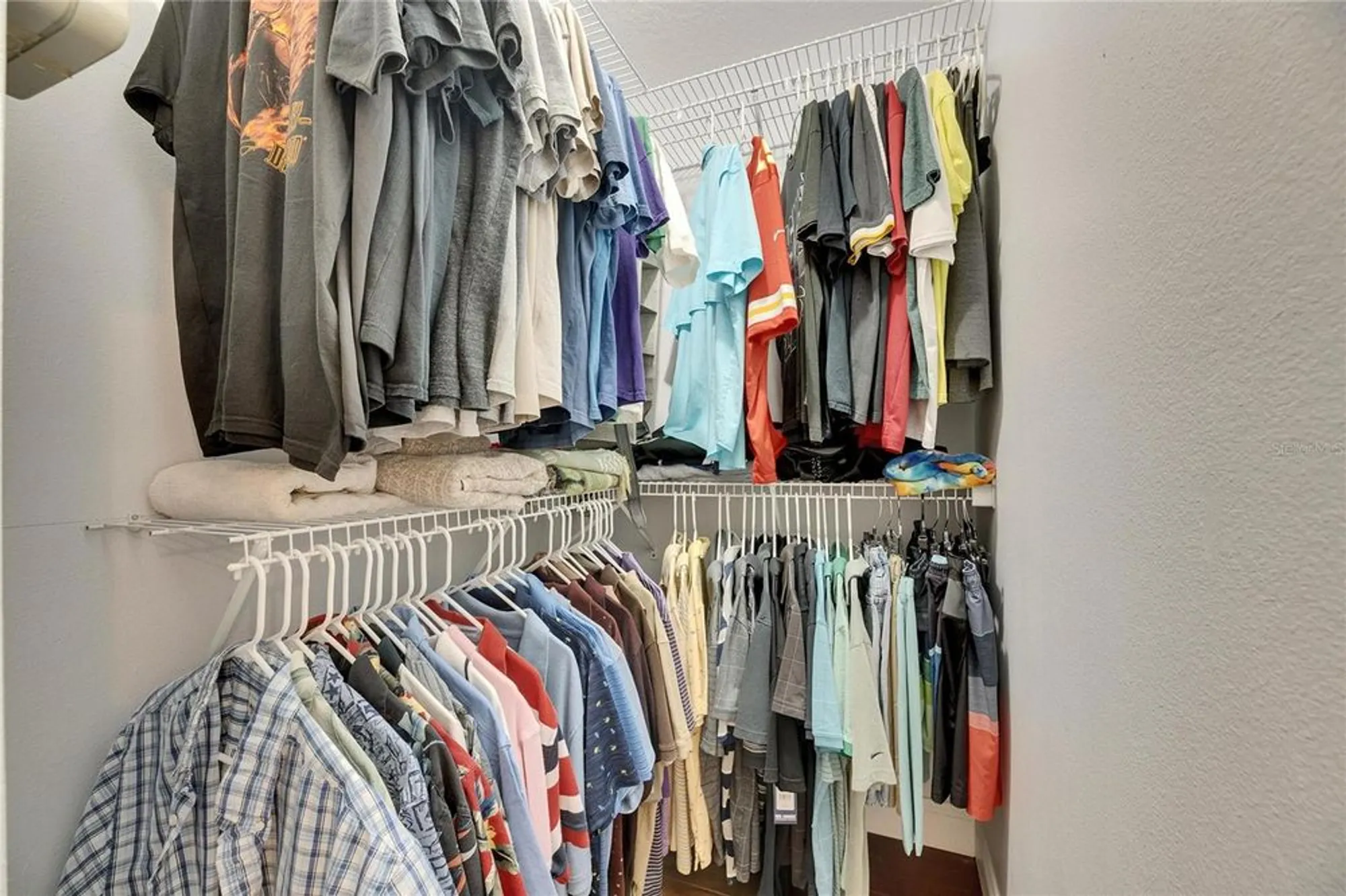 Property Slideshow image 40 of 81 | 334 northway dr, Sun City Center, FL, 33573