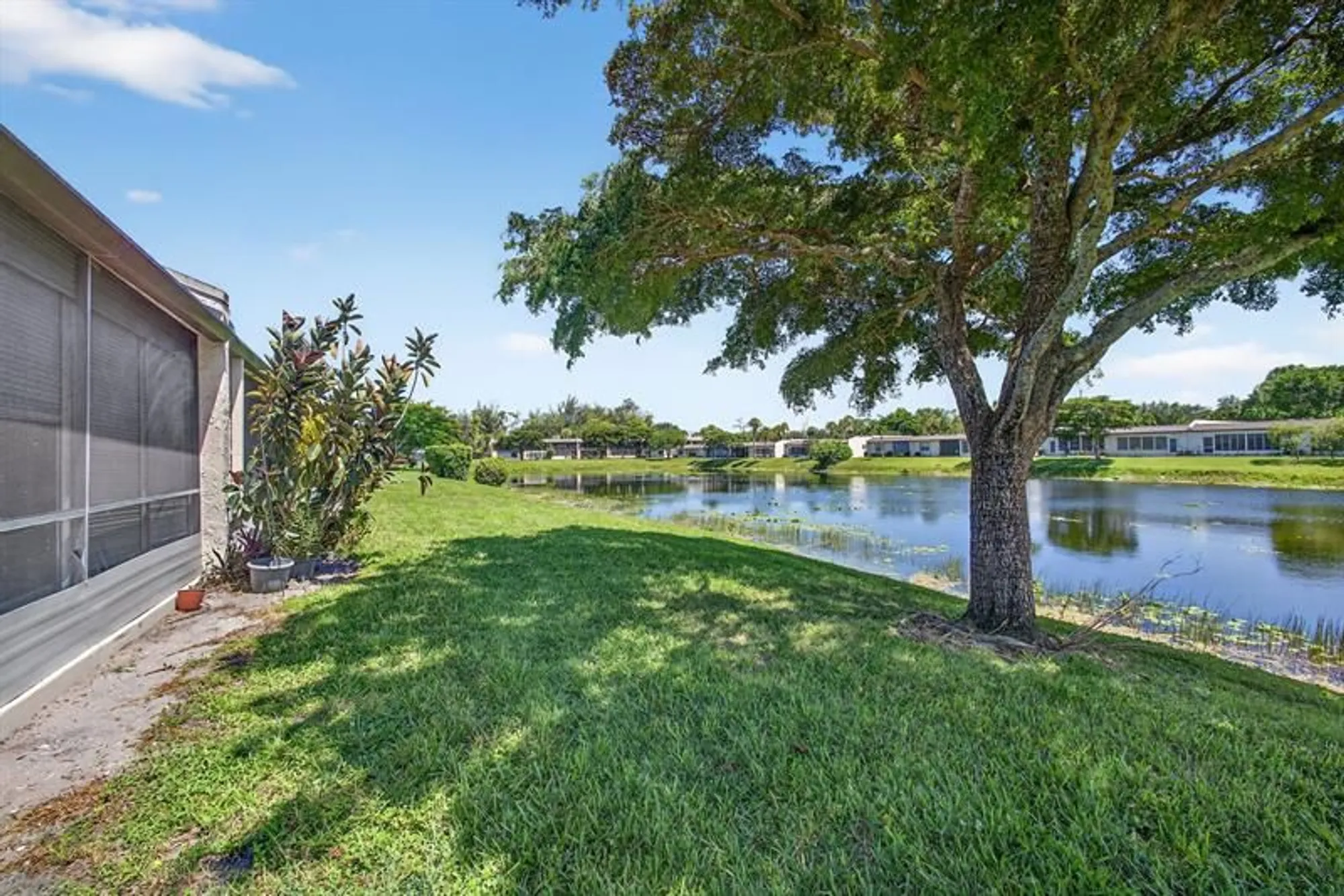 Property Slideshow image 26 of 30 | 224 lake constance dr # 224, West Palm Beach, FL, 33411
