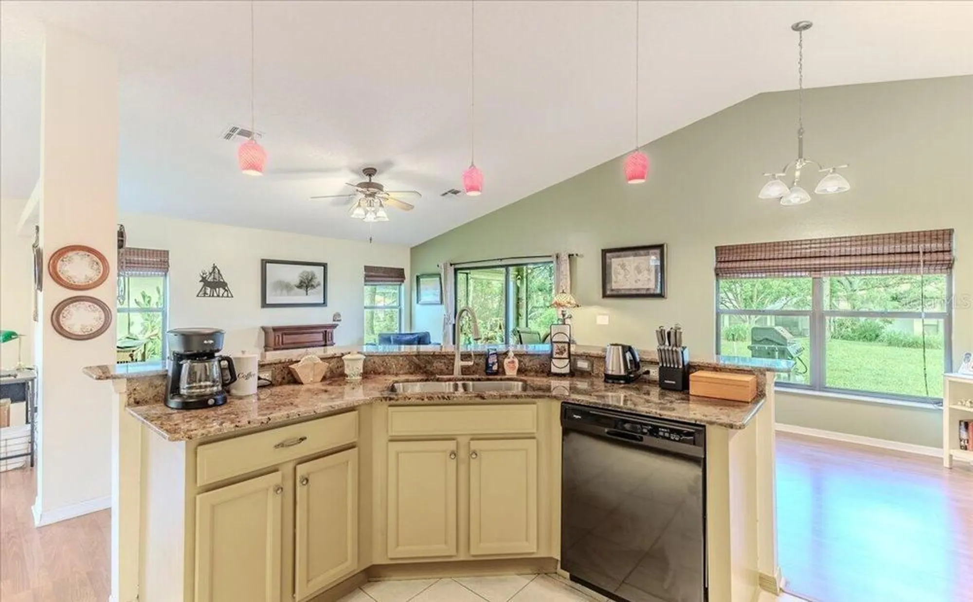 Property Slideshow image 28 of 45 | 11409 deercroft ct, Spring Hill, FL, 34609