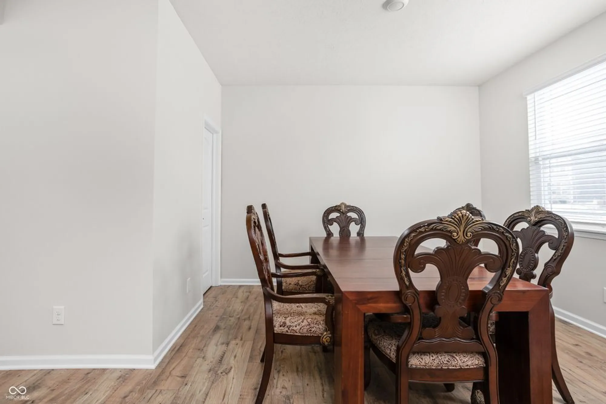 Property Slideshow image 5 of 44 | 8963 faulkner dr, Indianapolis, IN, 46239