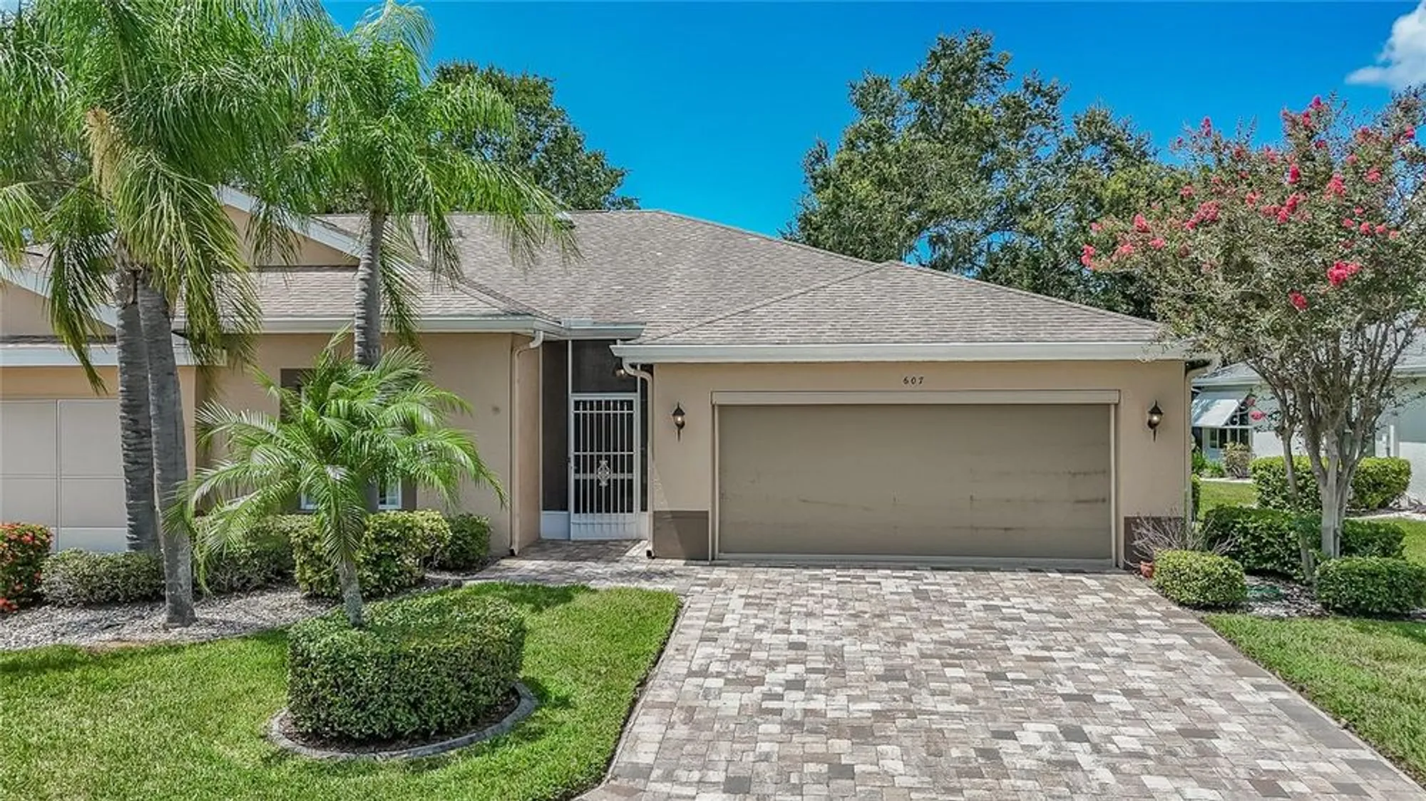 Property Slideshow image 1 of 39 | 607 manchester woods dr # 84, Sun City Center, FL, 33573