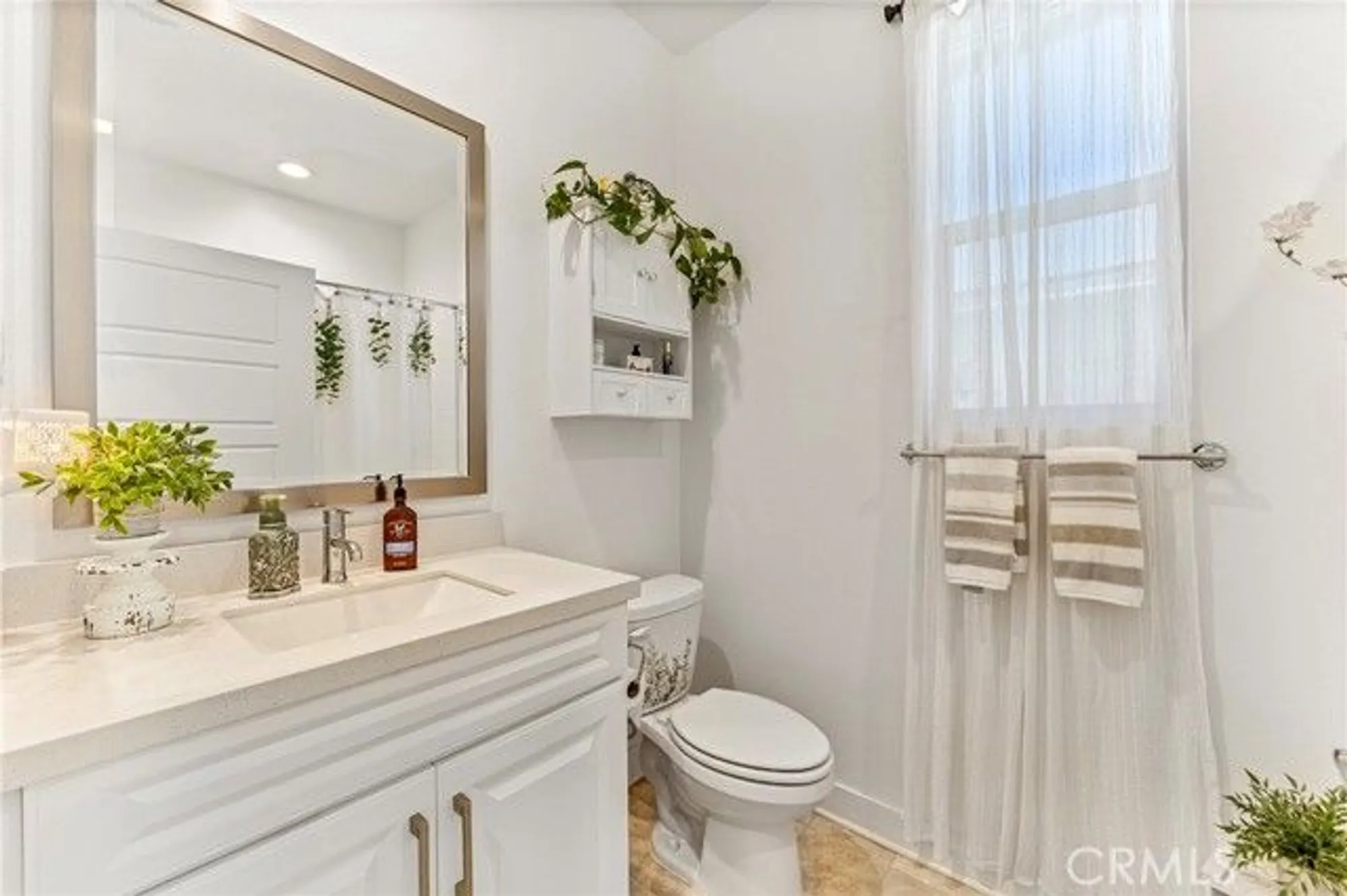 Property Slideshow image 5 of 40 | 1656 spring run ln, Beaumont, CA, 92223