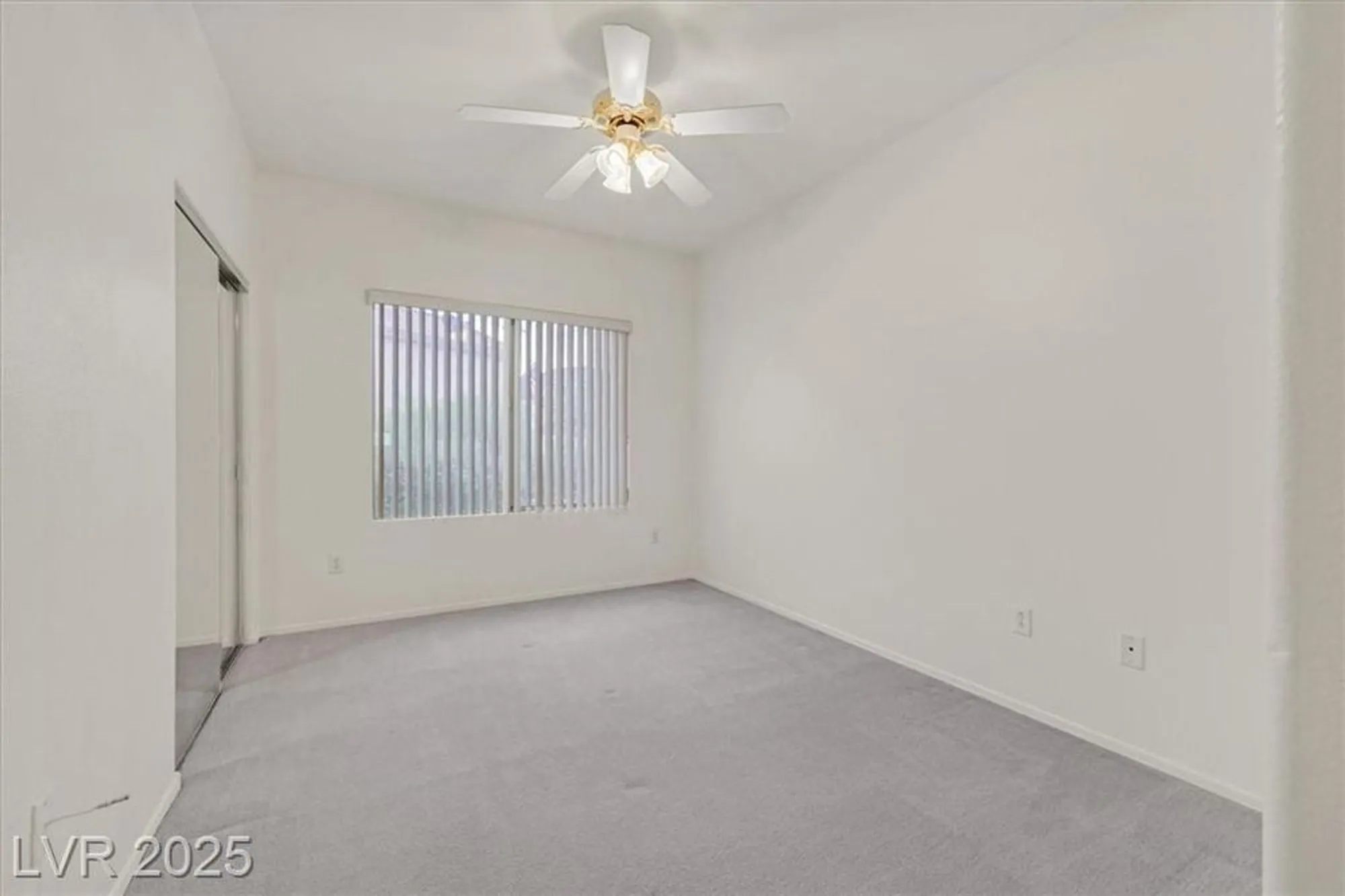 Property Slideshow image 29 of 53 | 580 cypress gardens pl, Henderson, NV, 89012