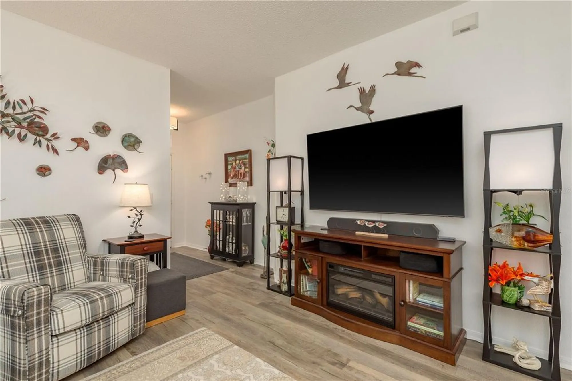 Property Slideshow image 7 of 90 | 2747 wood pointe dr, Holiday, FL, 34691