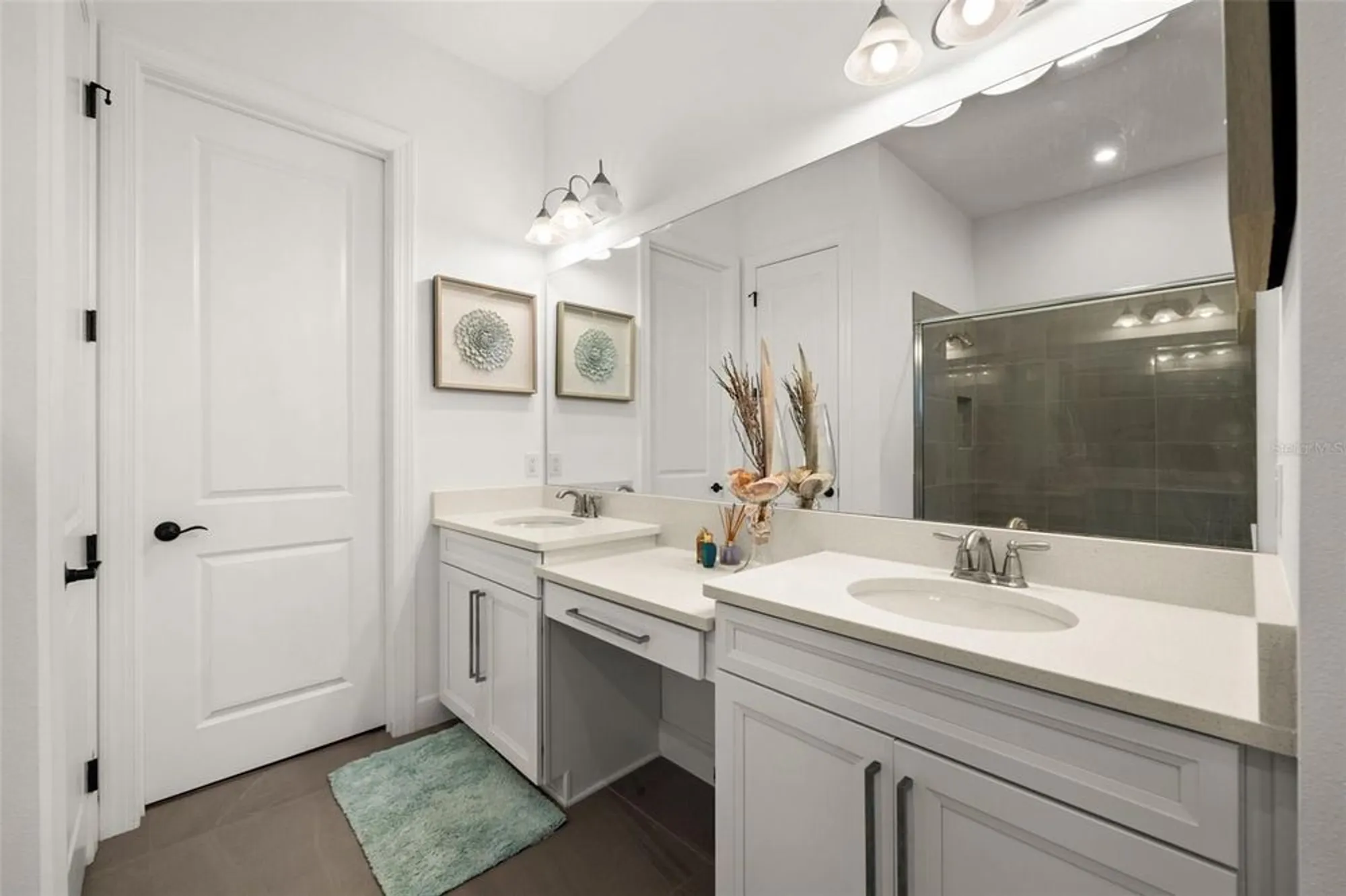 Property Slideshow image 26 of 50 | 6266 mesa gln, Bradenton, FL, 34203