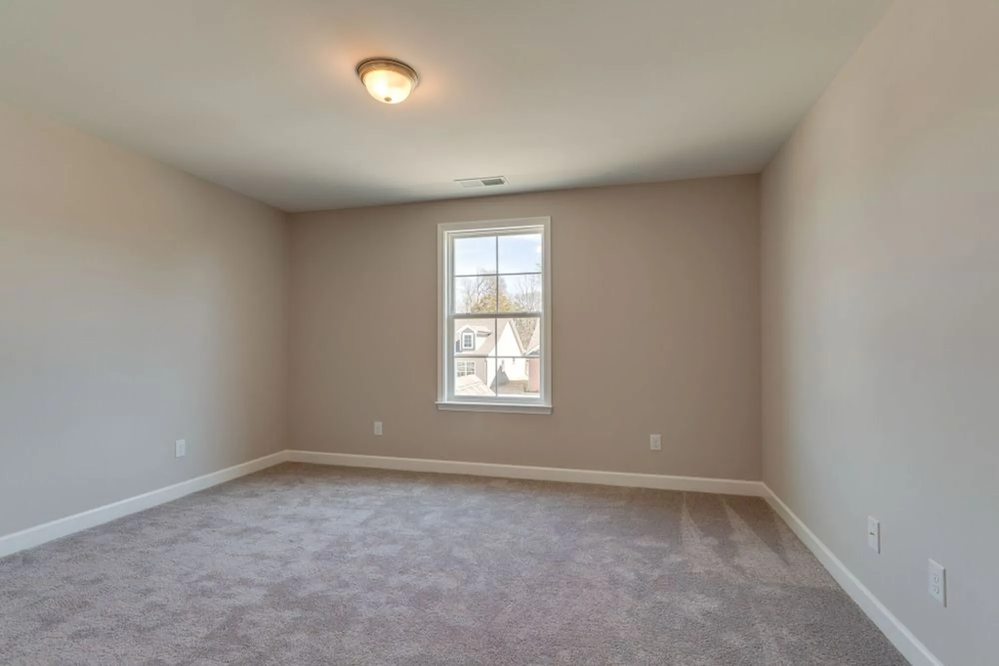 Property Slideshow image 20 of 37 | 7207 maddenwood ln, Hermitage, TN, 37076