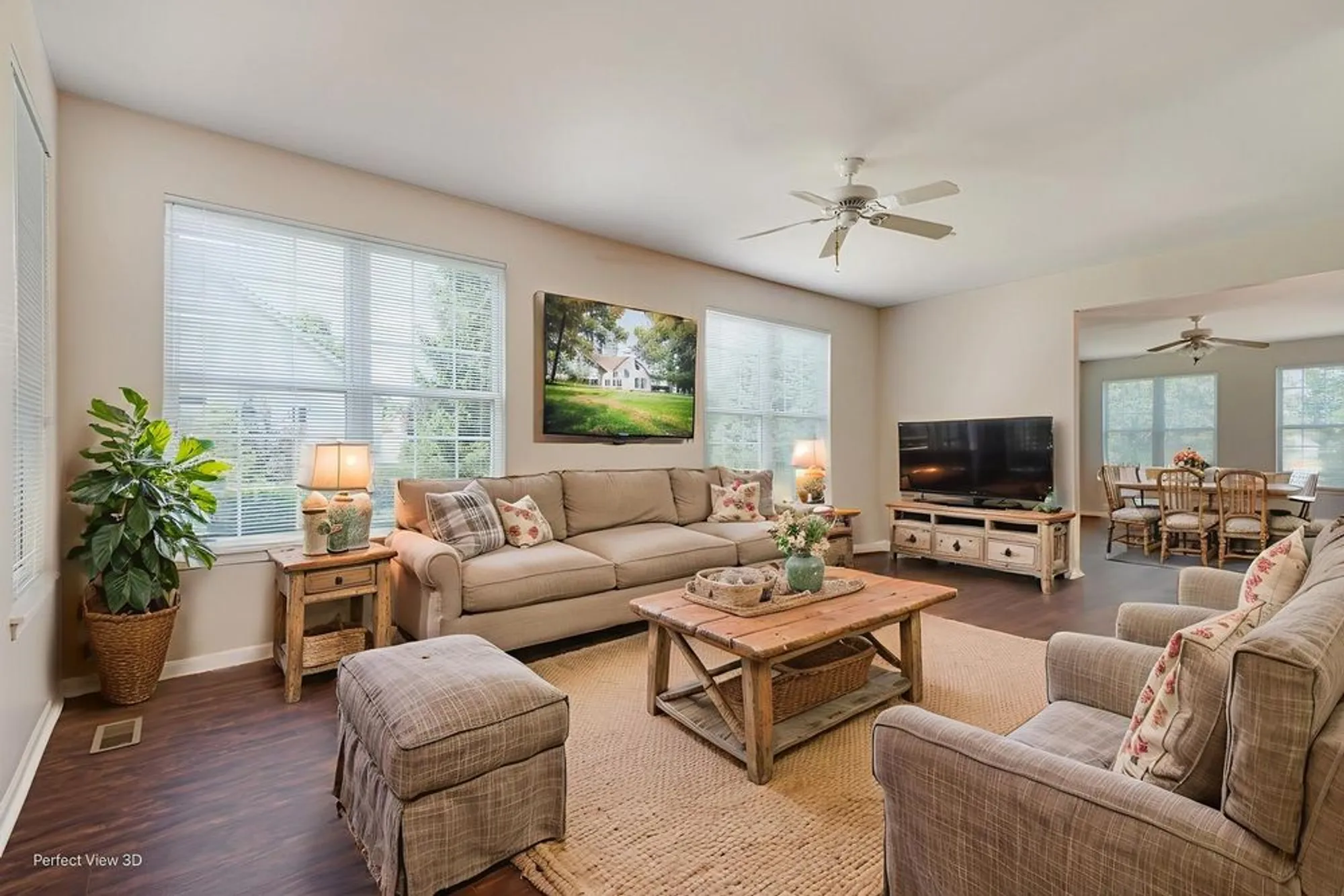 Property Slideshow image 3 of 29 | 16400 grandwood lake dr, Crest Hill, IL, 60403