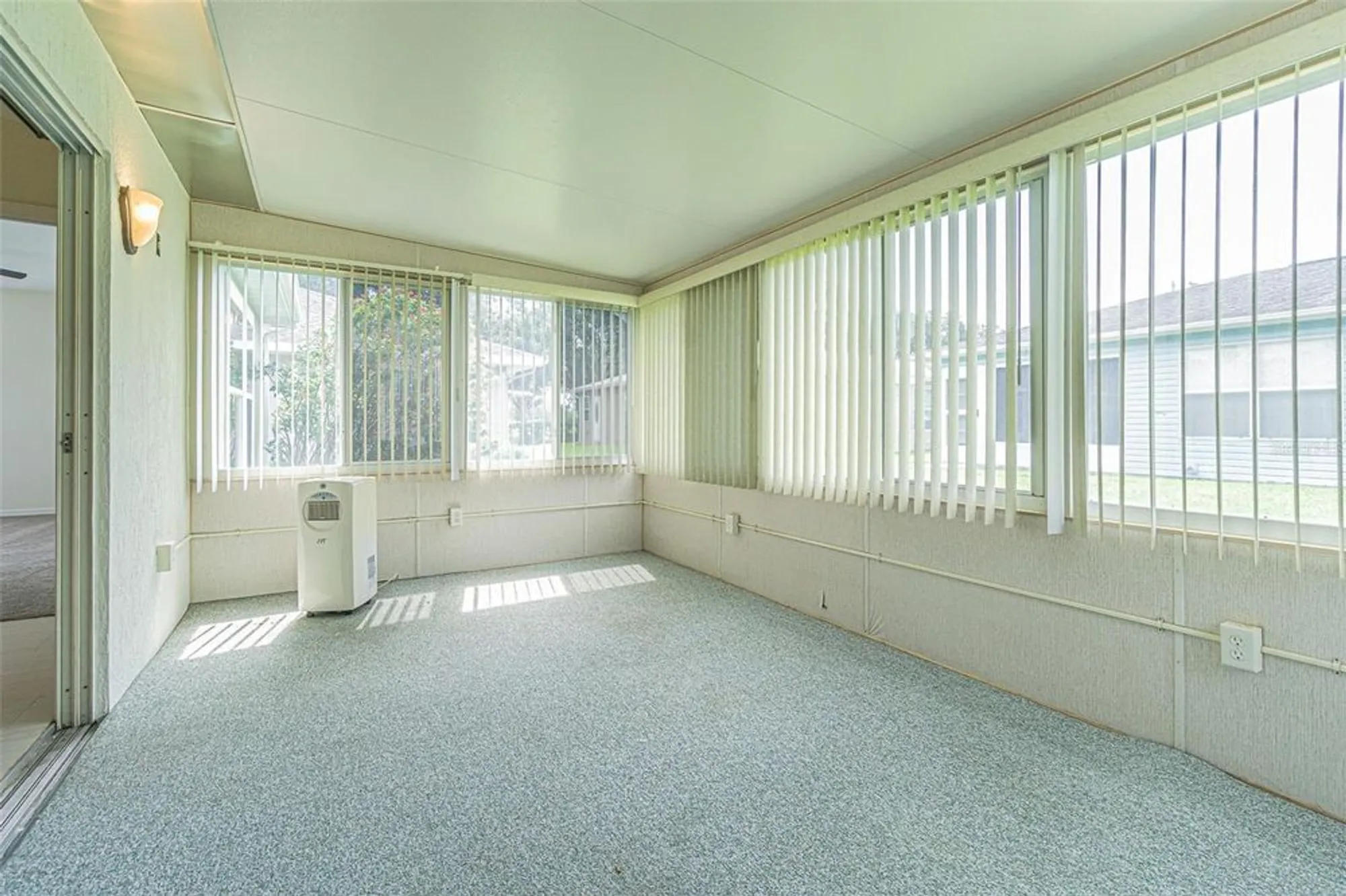 Property Slideshow image 24 of 29 | 29436 zeller ave, San Antonio, FL, 33576