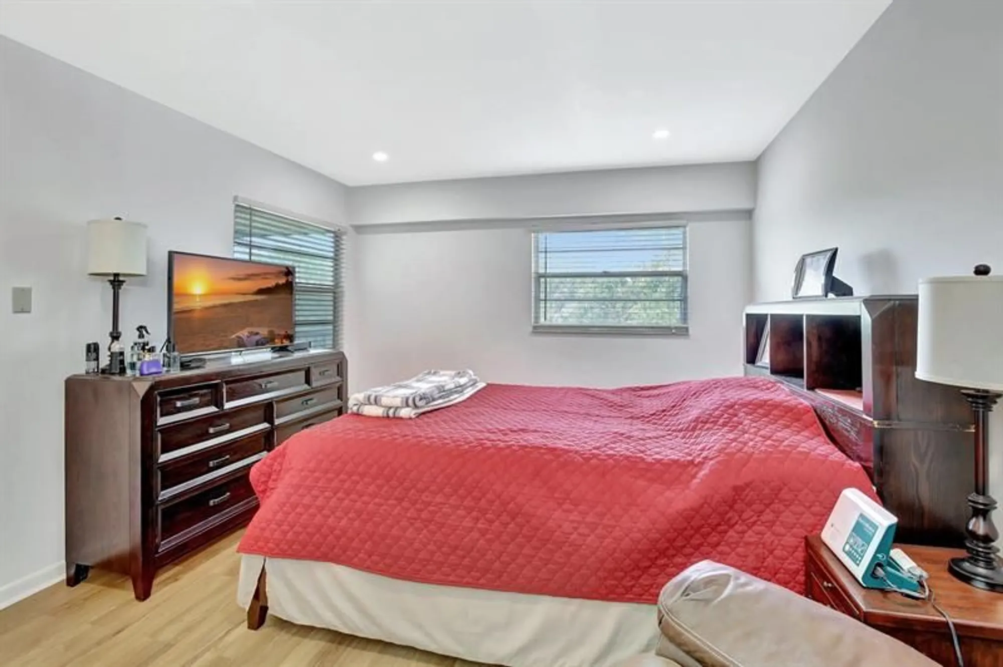 Property Slideshow image 16 of 35 | 1200 sw 124th ter 404 o, Pembroke Pines, FL, 33027