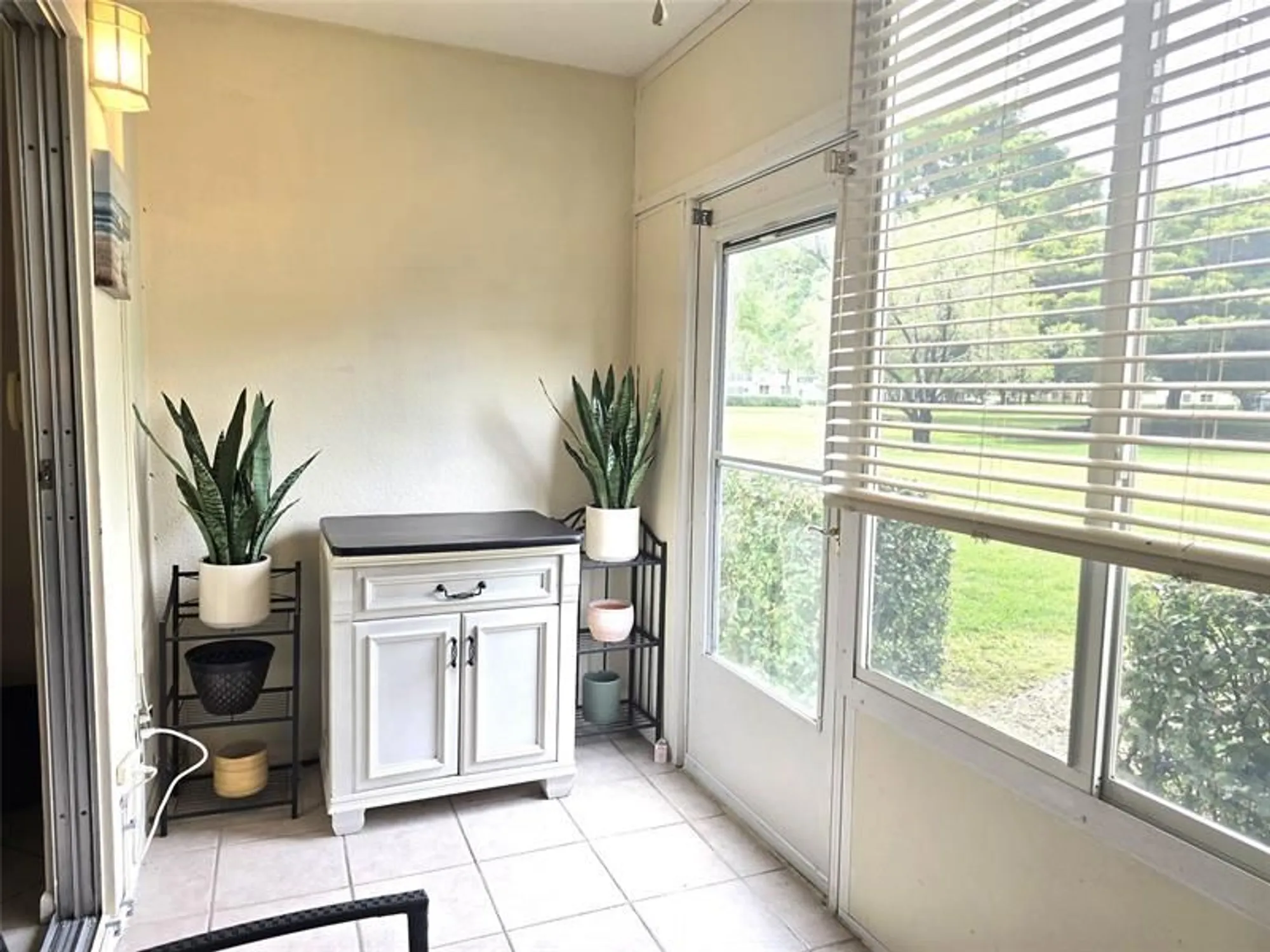 Property Slideshow image 31 of 68 | 1606 abaco dr e1, Coconut Creek, FL, 33066