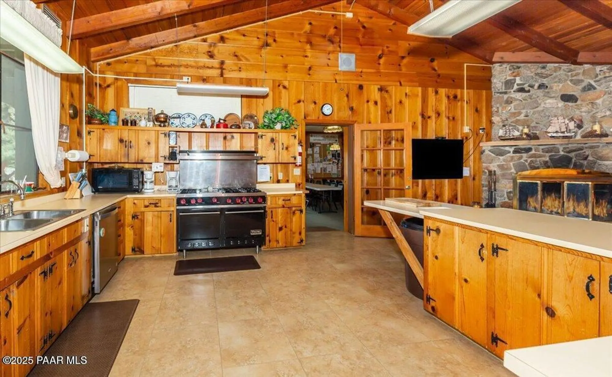 Property Slideshow image 39 of 47 | 2521 hilltop rd, Prescott, AZ, 86301