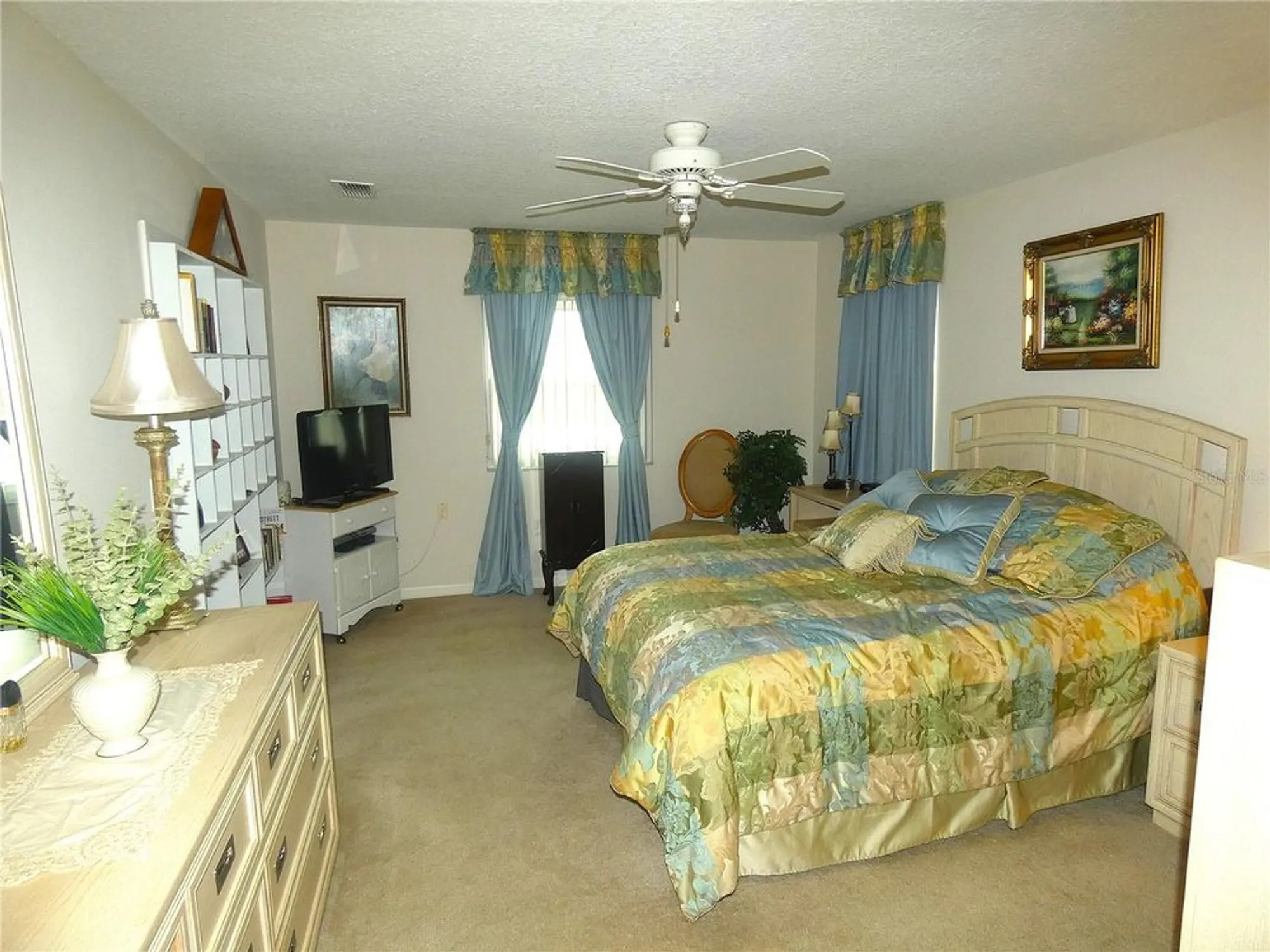 Property Slideshow image 18 of 39 | 751 old oaks ln, Leesburg, FL, 34748