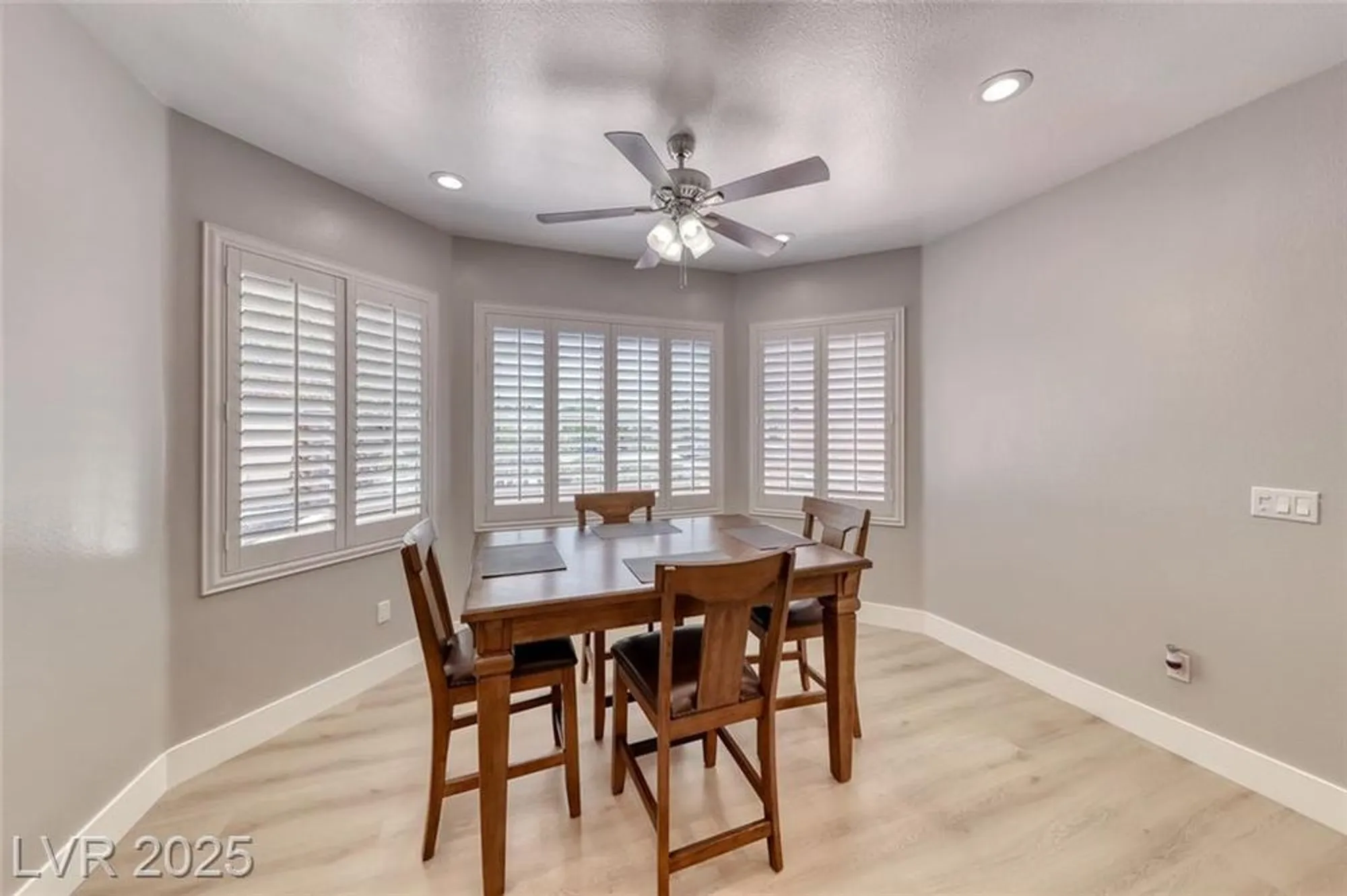 Property Slideshow image 20 of 50 | 3001 walnut park ct, Henderson, NV, 89052