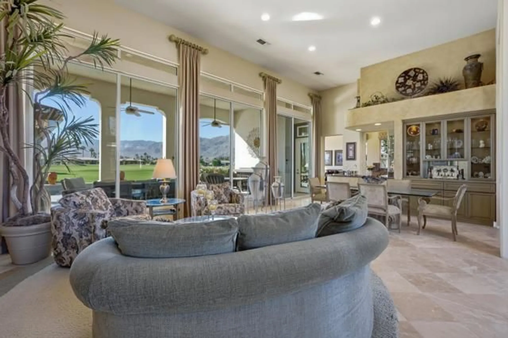 Property Slideshow image 12 of 52 | 81105 legends way, La Quinta, CA, 92253