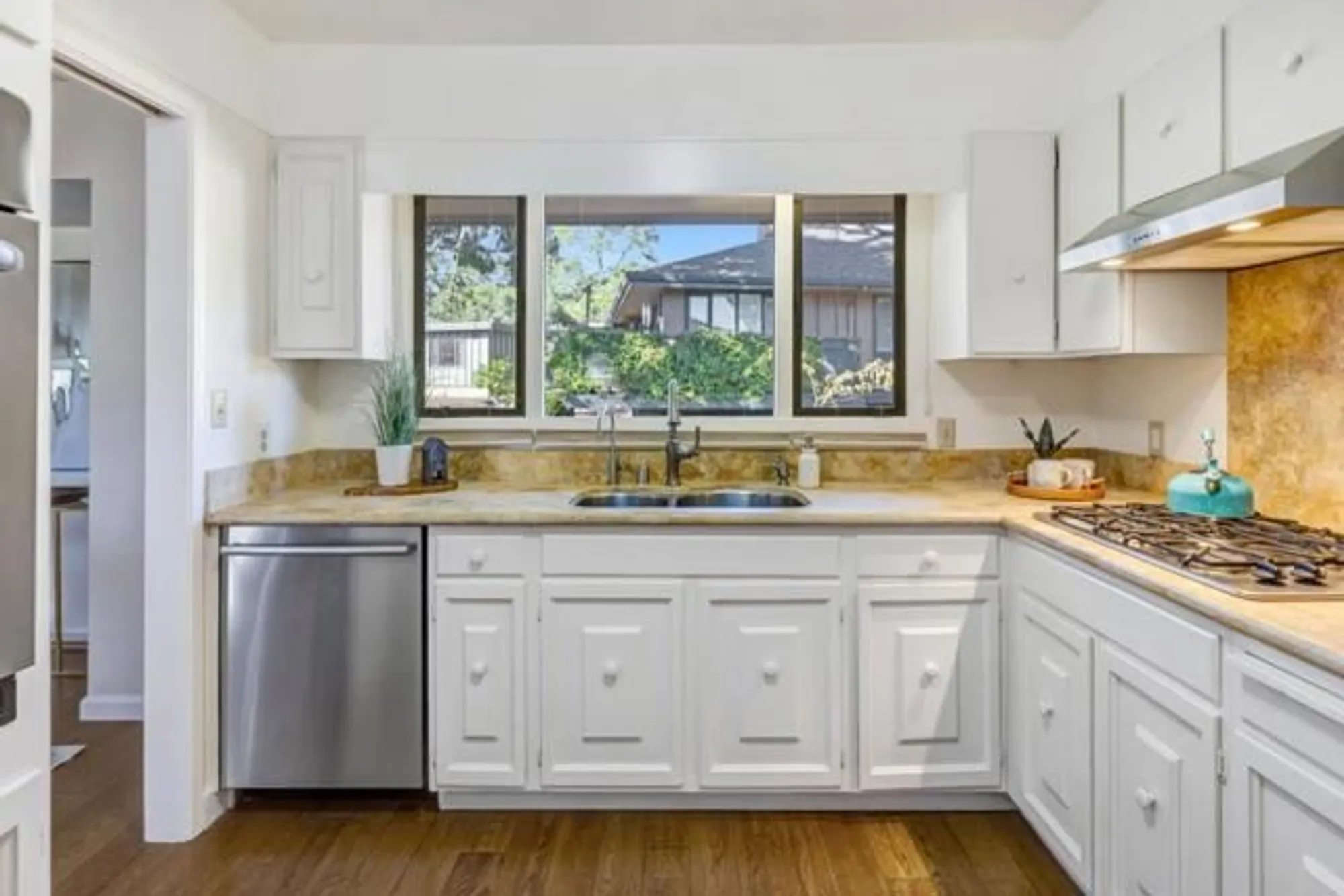 Property Slideshow image 8 of 24 | 223 del mesa carmel, Carmel, CA, 93923
