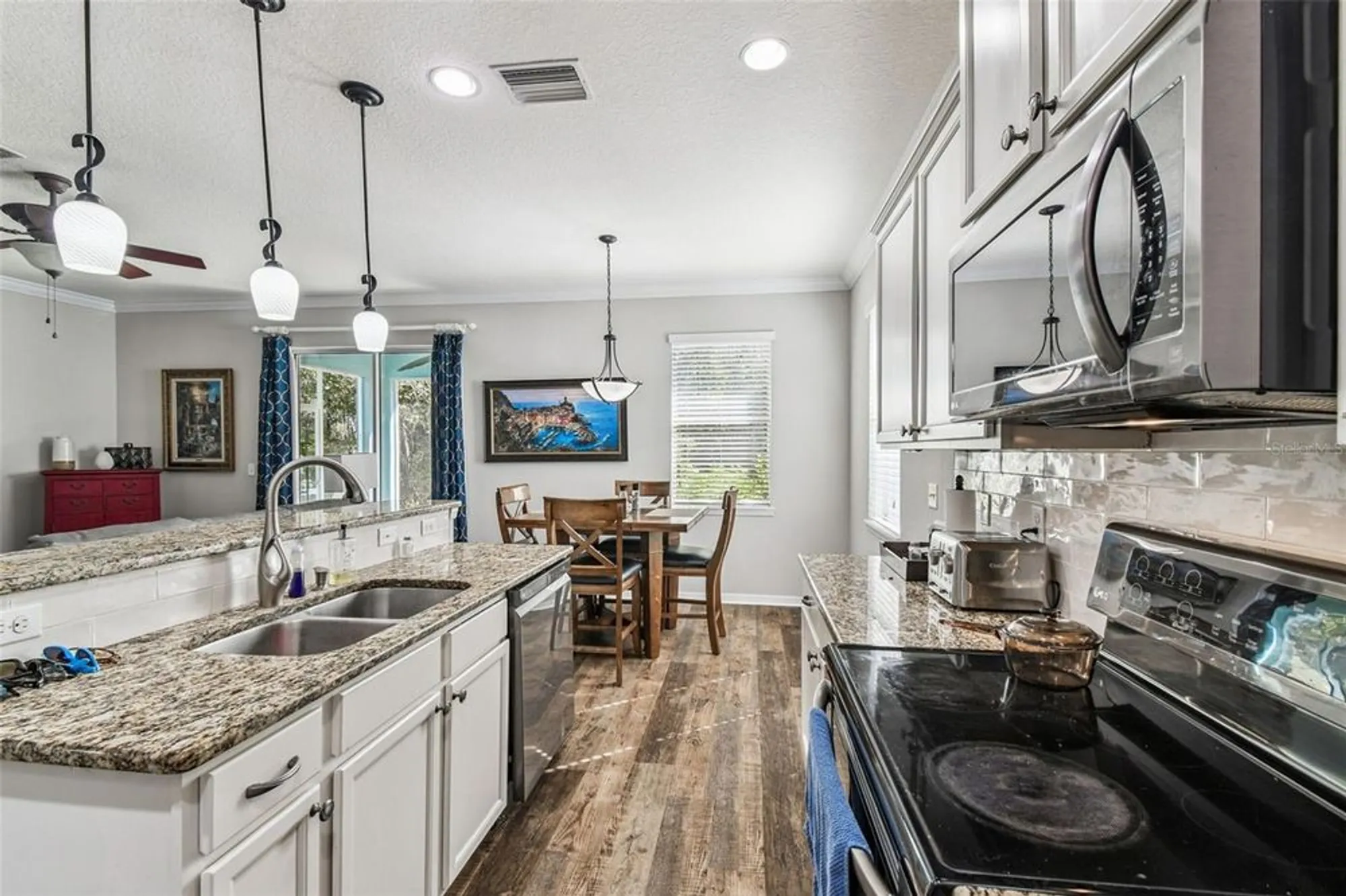 Property Slideshow image 17 of 91 | 11150 paradise point way, New Port Richey, FL, 34654