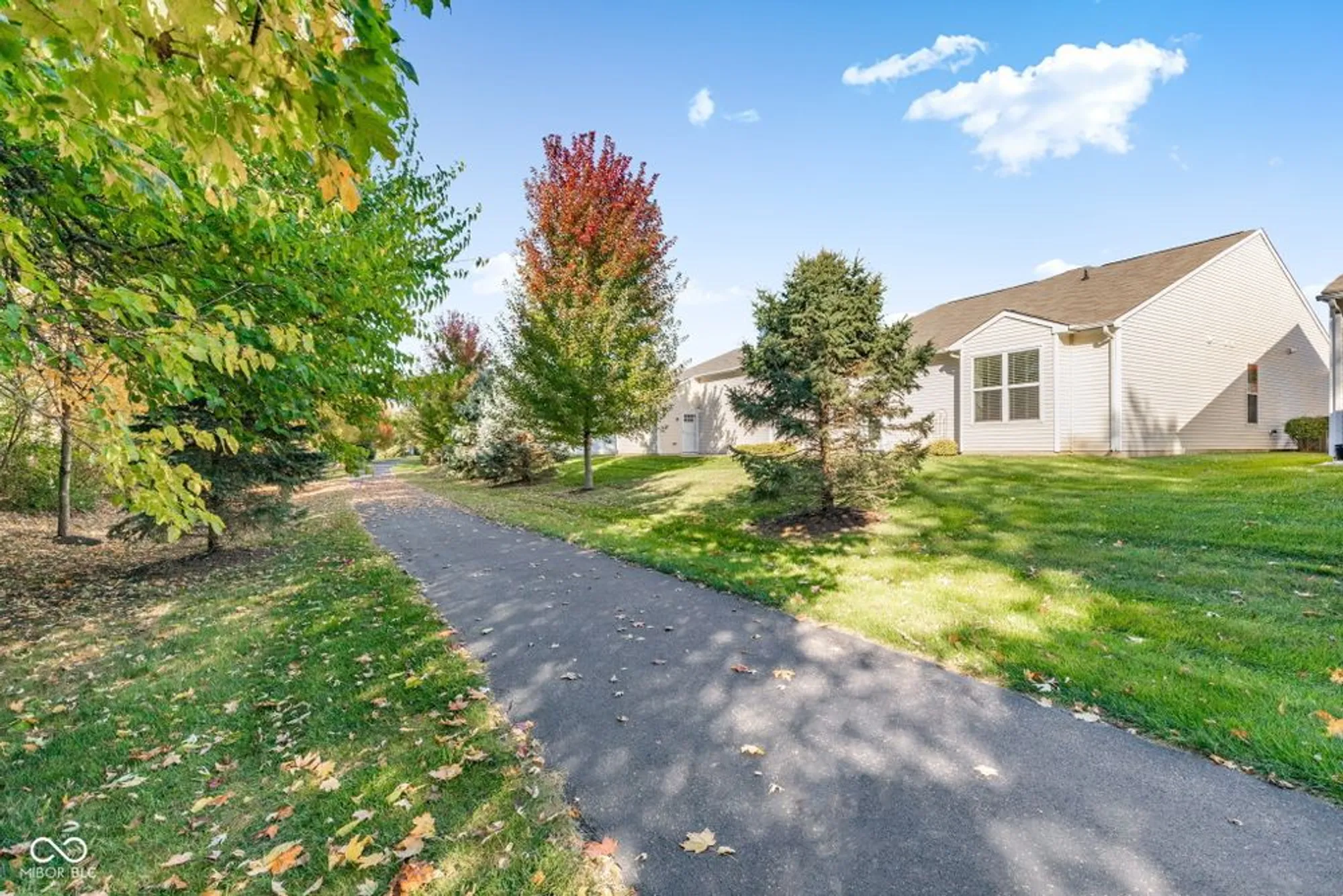 Property Slideshow image 30 of 31 | 16003 malbec st, Fishers, IN, 46037