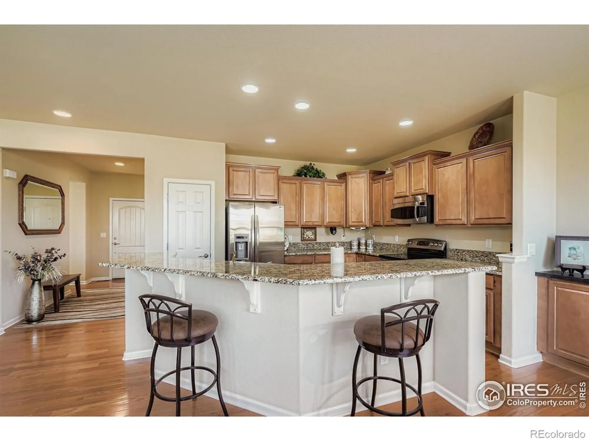 Property Slideshow image 8 of 31 | 16282 red mountain way, Broomfield, CO, 80023