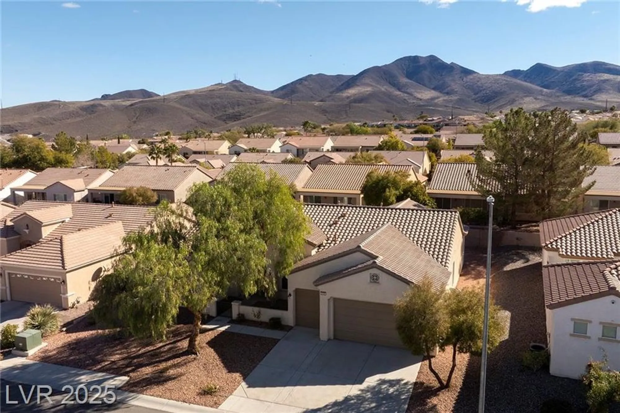 Property Slideshow image 39 of 53 | 2156 twin falls dr, Henderson, NV, 89044