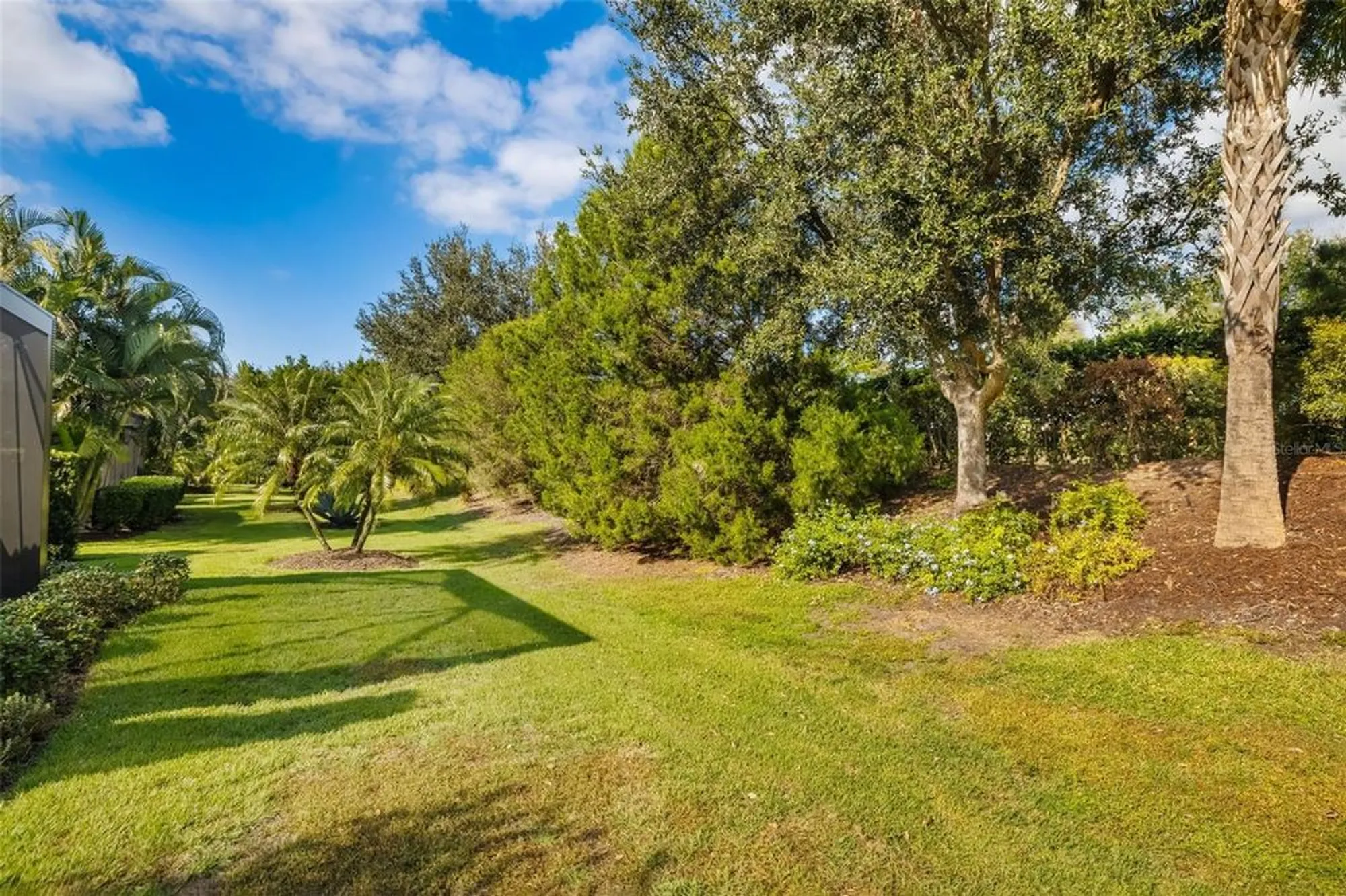 Property Slideshow image 39 of 55 | 5043 serata dr, Bradenton, FL, 34211