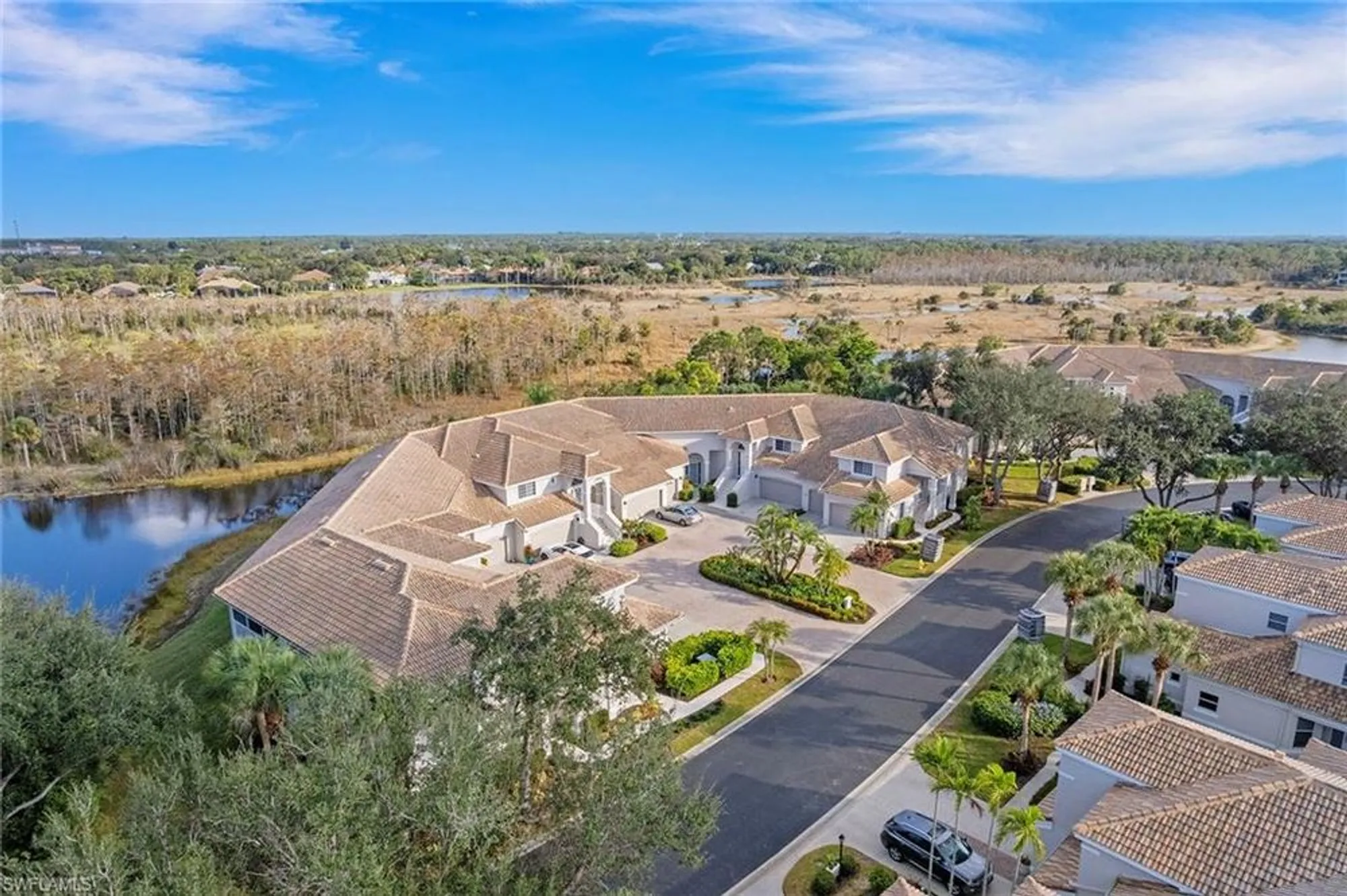 Property Slideshow image 16 of 22 | 24370 sandpiper isle way unit 105, Bonita Springs, FL, 34134