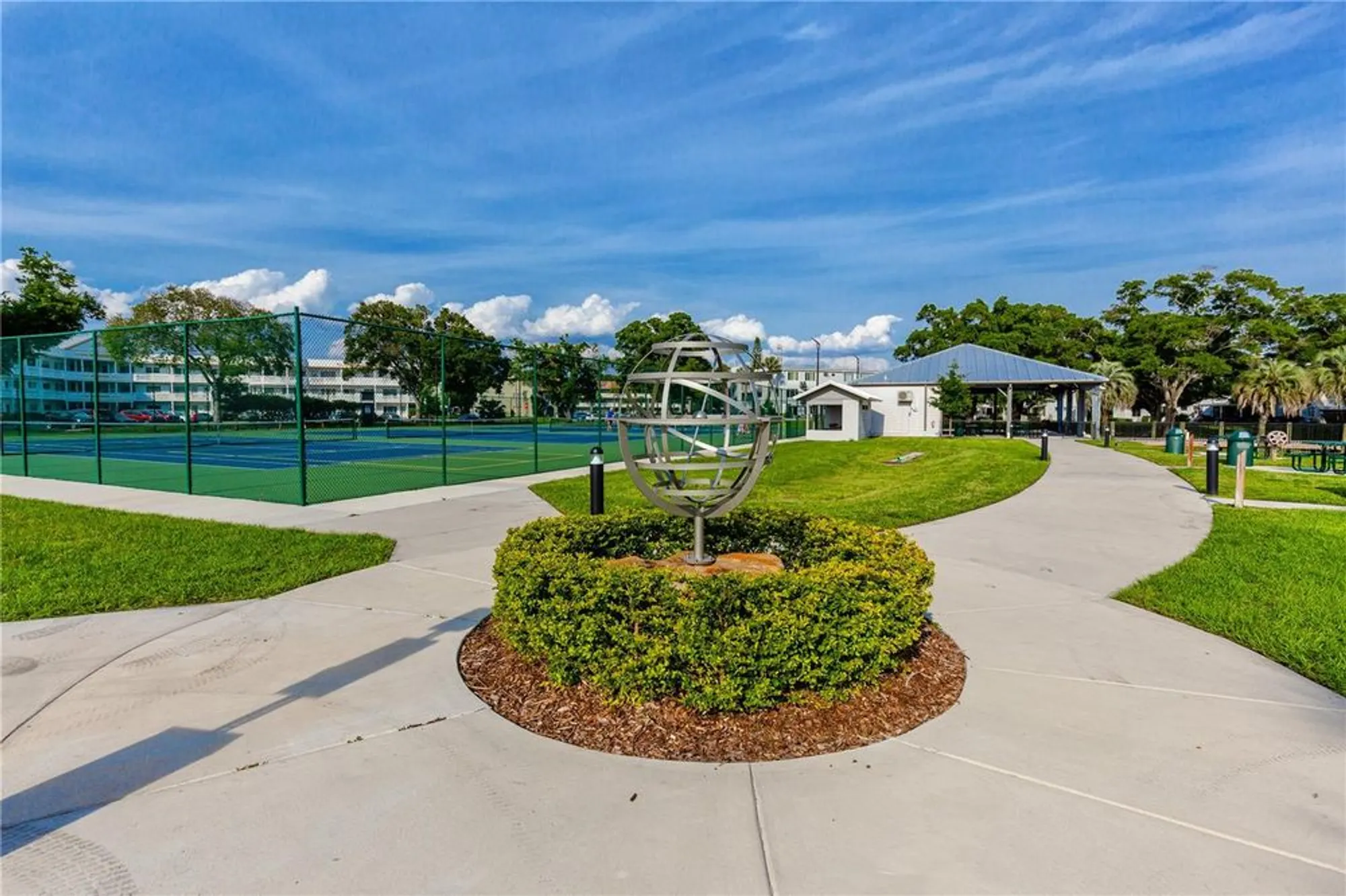 Property Slideshow image 33 of 42 | 2463 brazilia dr apt 39, Clearwater, FL, 33763