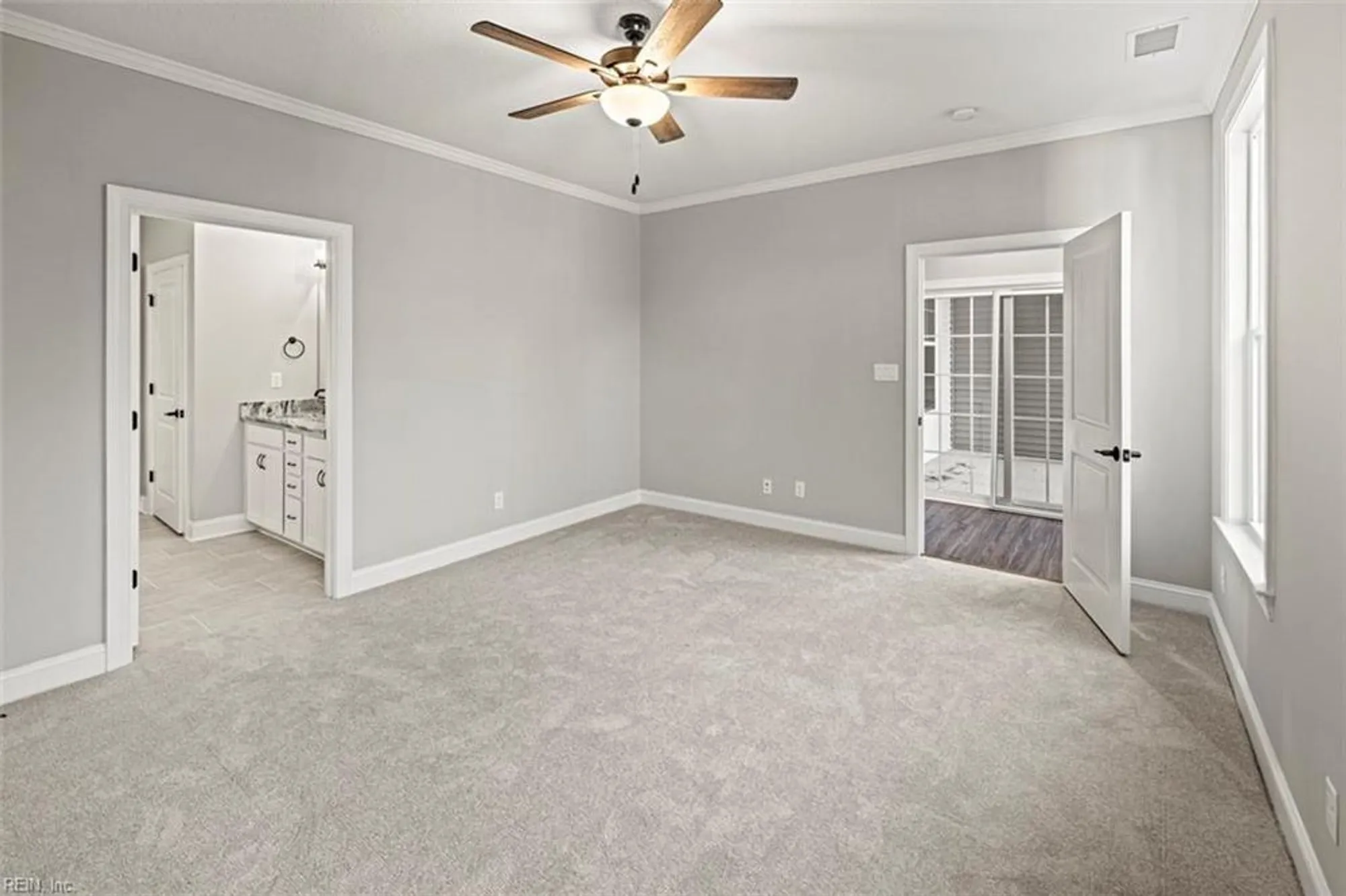 Property Slideshow image 12 of 20 | 4611 longleaf pl, Chesapeake, VA, 23321