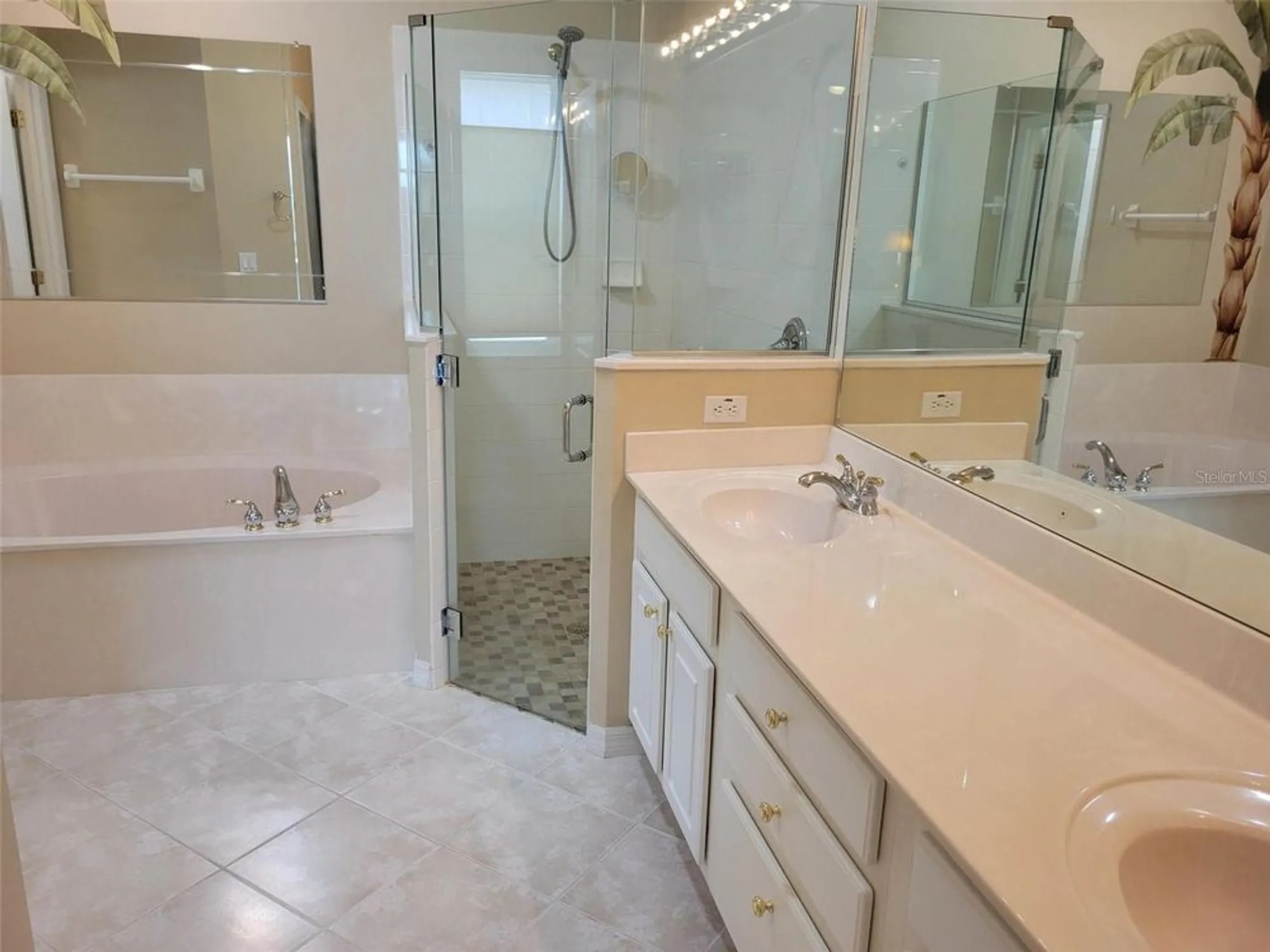 Property Slideshow image 13 of 48 | 3550 chessington st, Clermont, FL, 34711