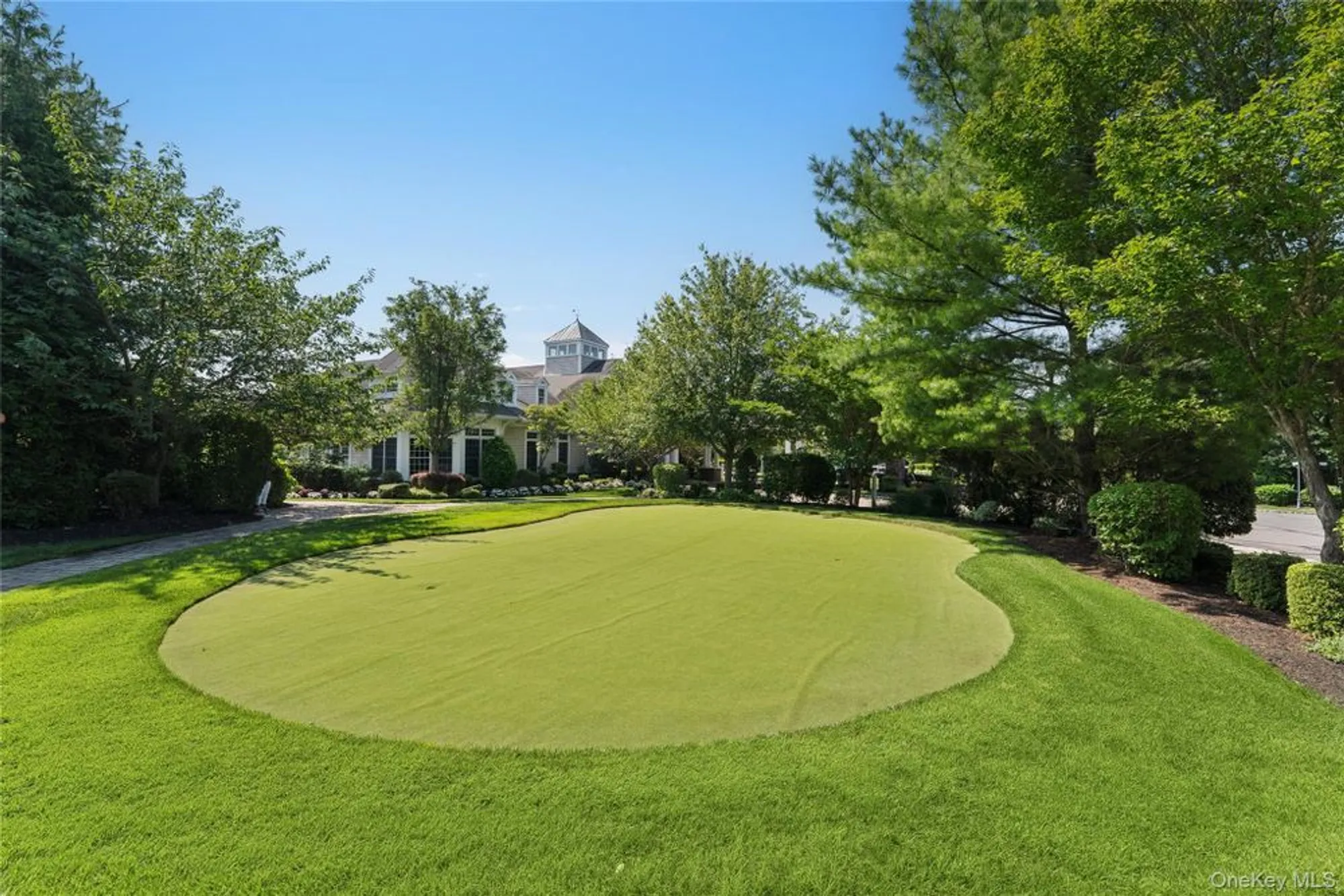 Property Slideshow image 30 of 31 | 113 overture pl, Eastport, NY, 11941