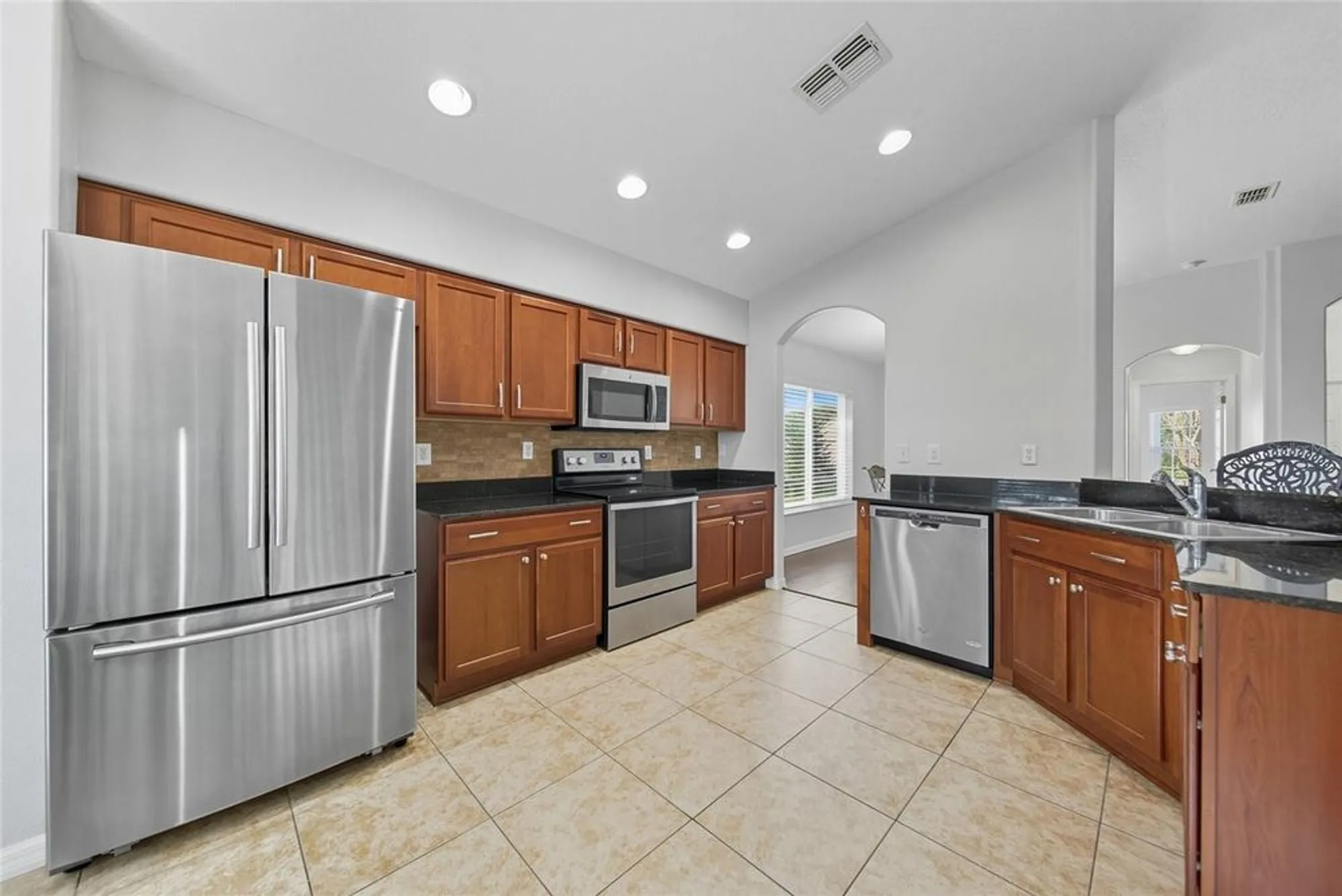 Property Slideshow image 20 of 43 | 9427 rolling cir, San Antonio, FL, 33576