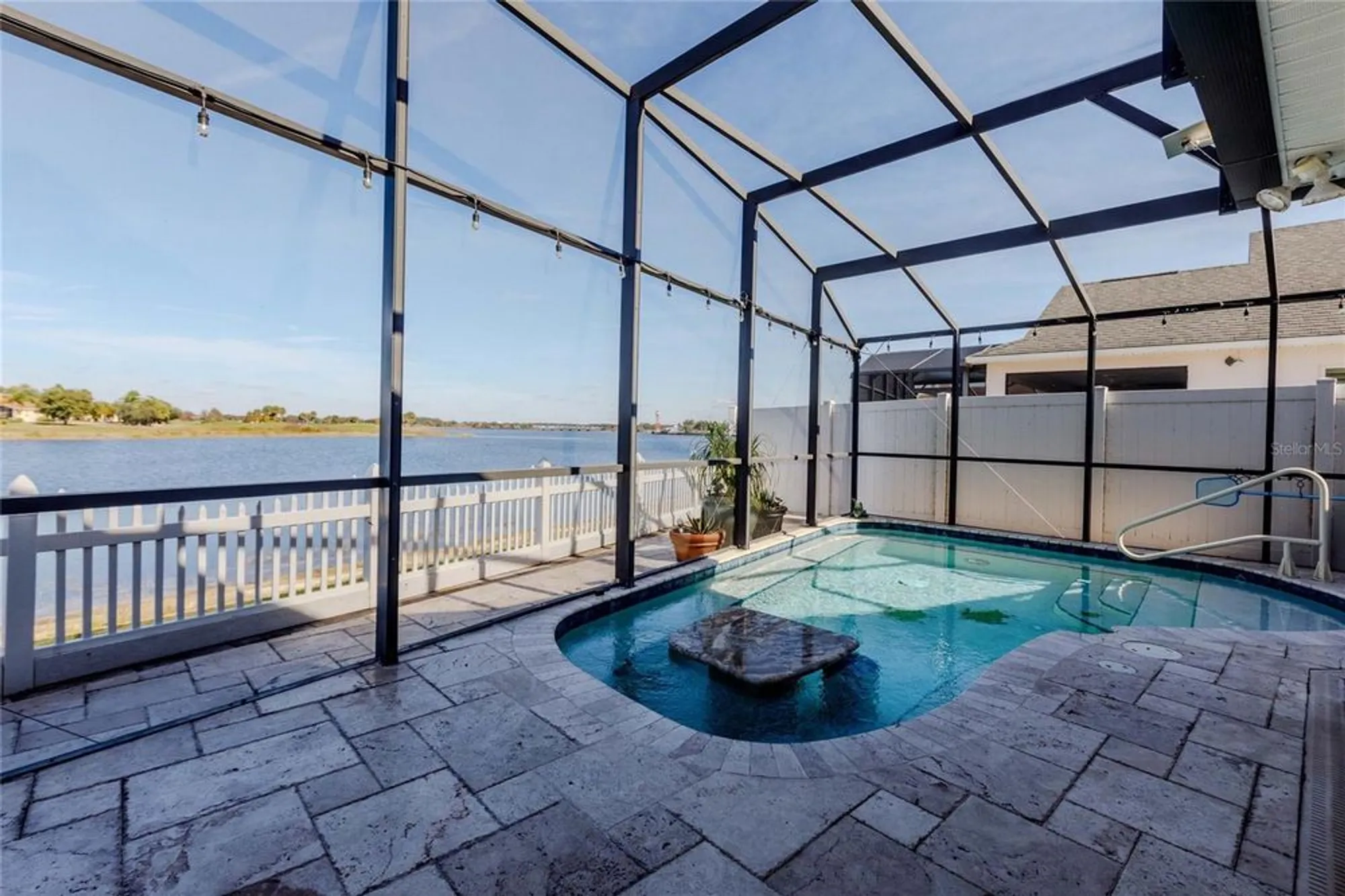 Property Slideshow image 23 of 86 | 1181 edgewater ln, The Villages, FL, 32162