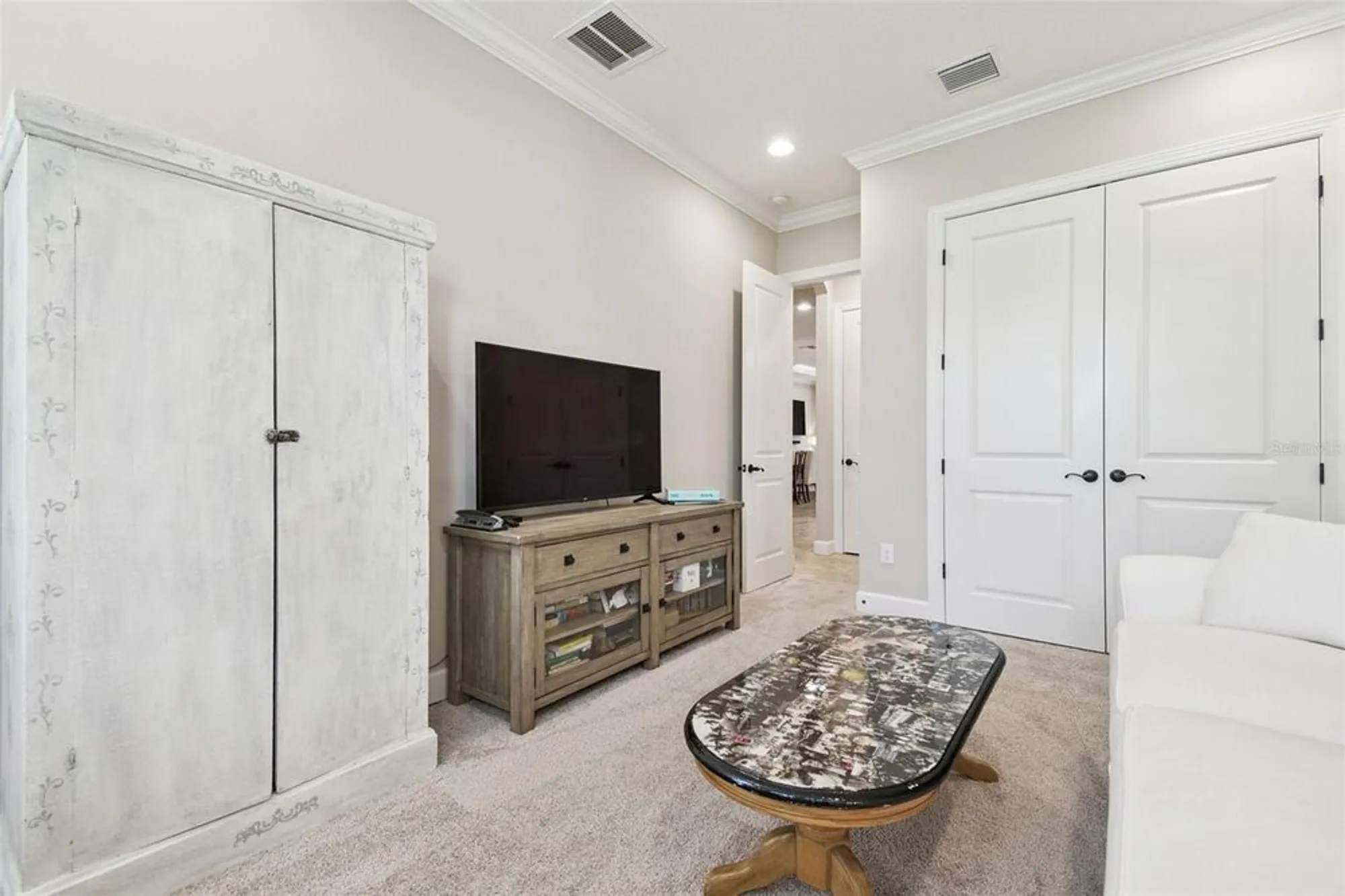 Property Slideshow image 22 of 70 | 8621 grand alberato rd, Tampa, FL, 33647