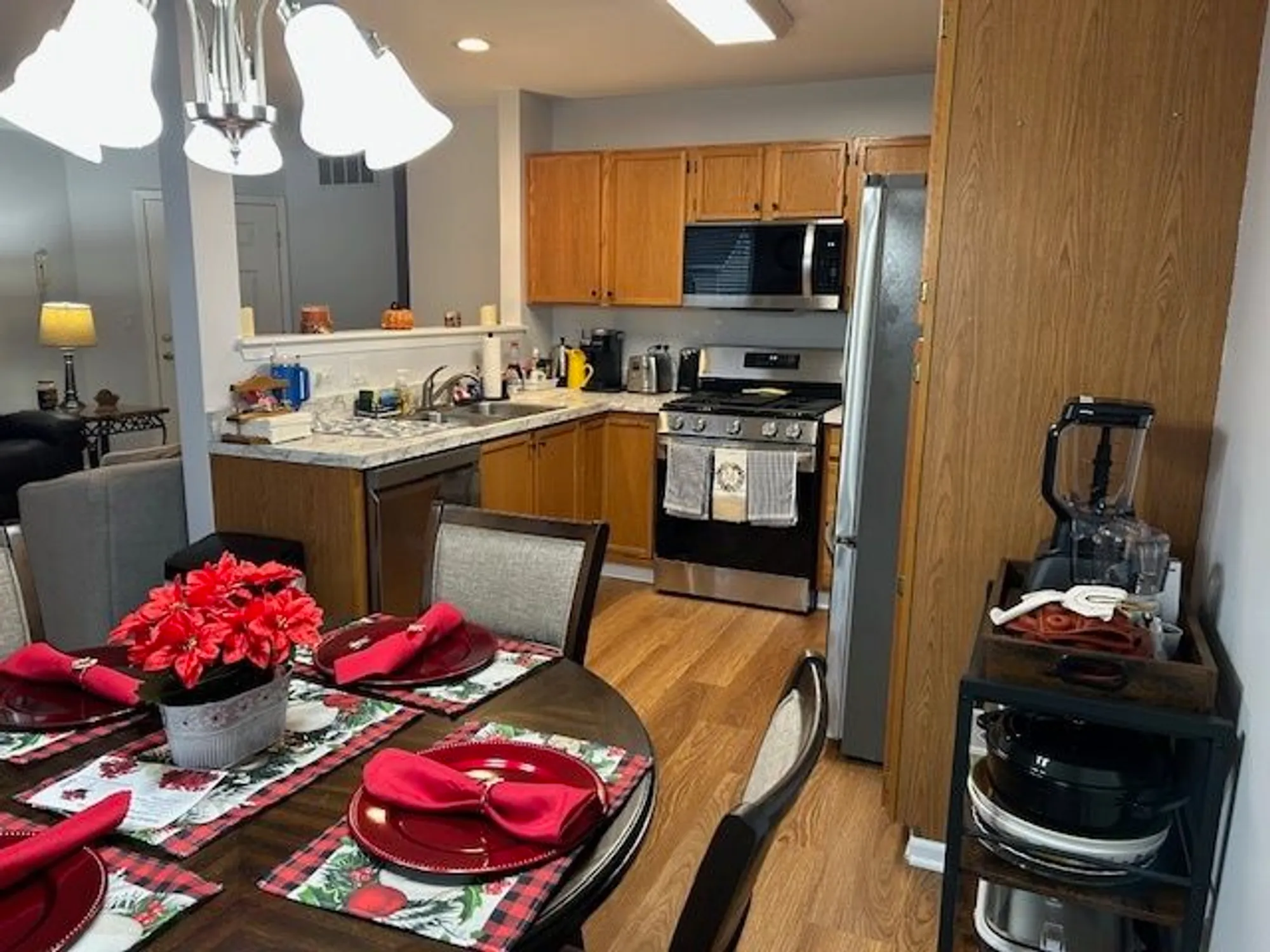 Property Slideshow image 8 of 46 | 13931 s bristlecone ln a, Plainfield, IL, 60544