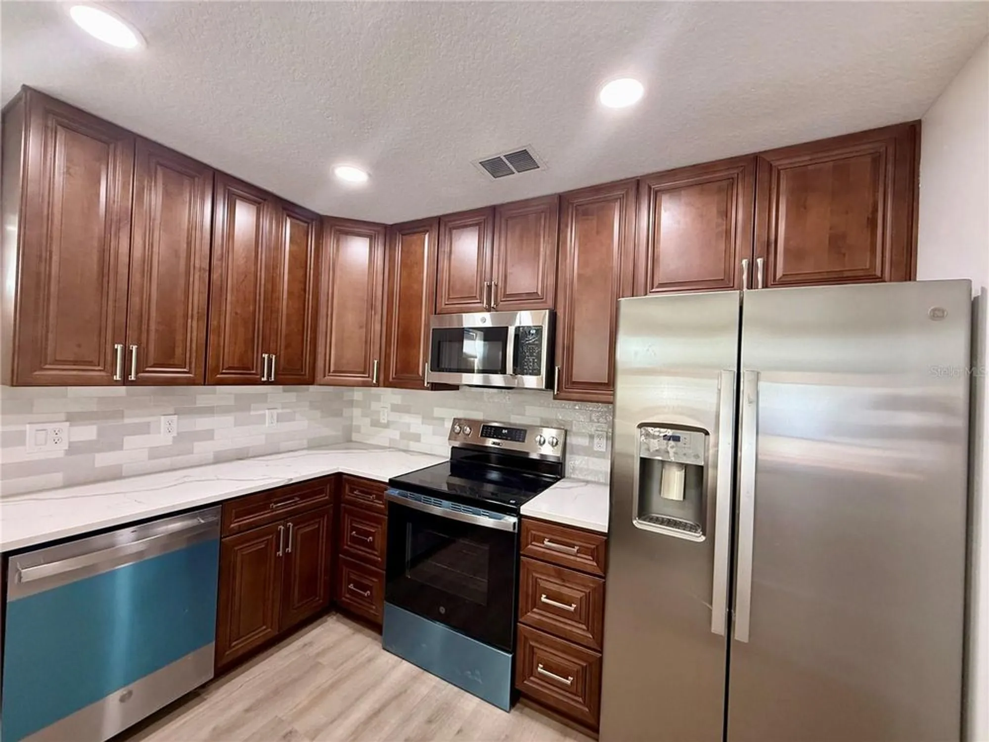 Property Slideshow image 8 of 32 | 1760 stafford springs blvd, Mount Dora, FL, 32757