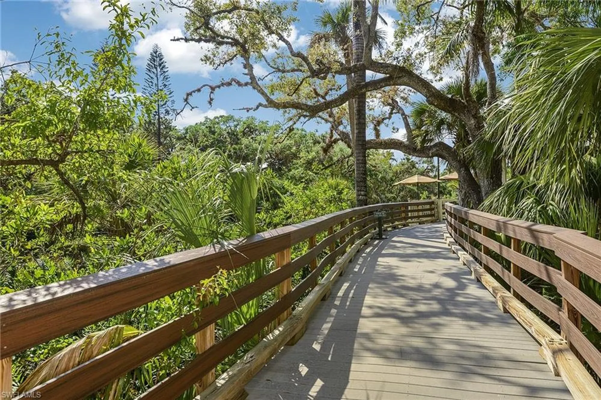 Property Slideshow image 27 of 29 | 3074 heritage pines dr, Fort Myers, FL, 33905