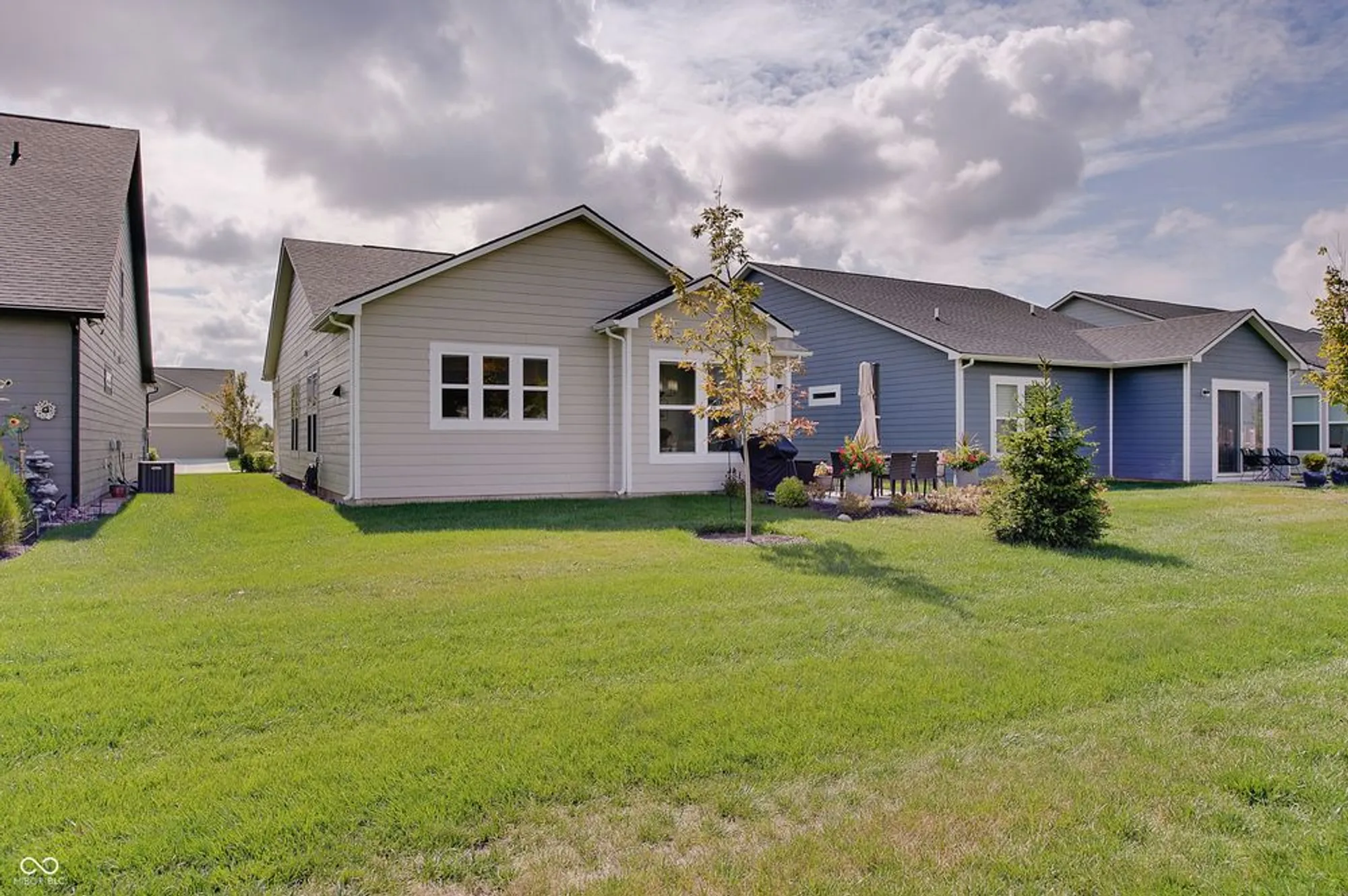 Property Slideshow image 36 of 46 | 2698 old rosebud ln, Westfield, IN, 46074