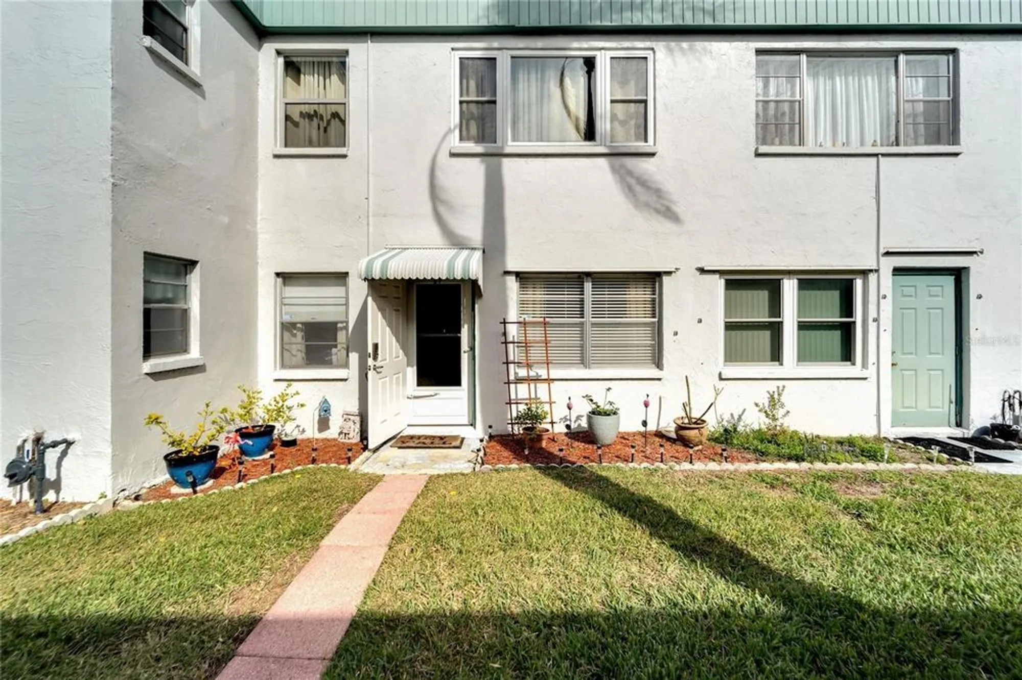 Property Slideshow image 38 of 54 | 5286 81st st n apt 4, St Petersburg, FL, 33709