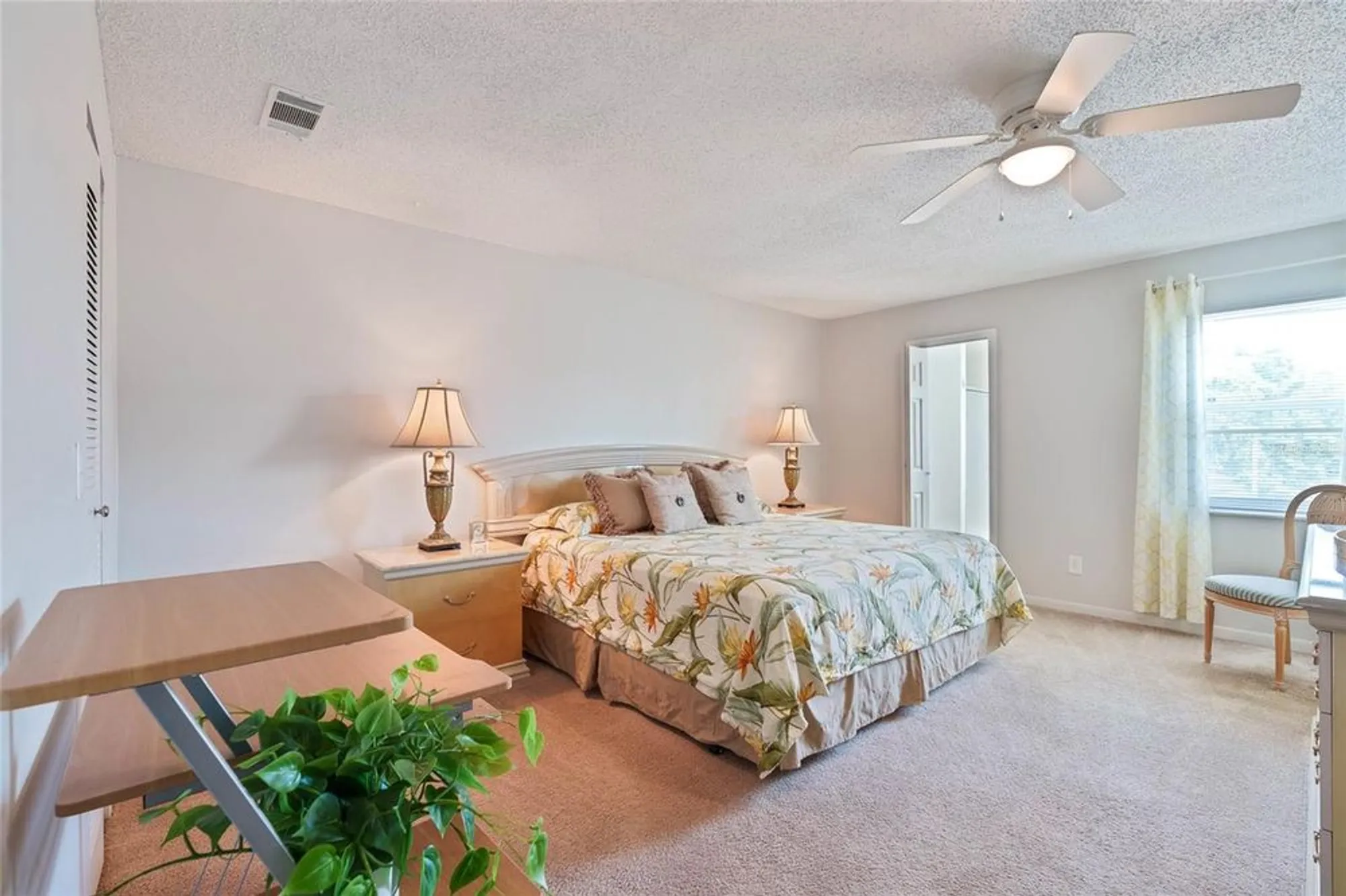 Property Slideshow image 10 of 20 | 5356 81st st n apt 26, Saint Petersburg, FL, 33709