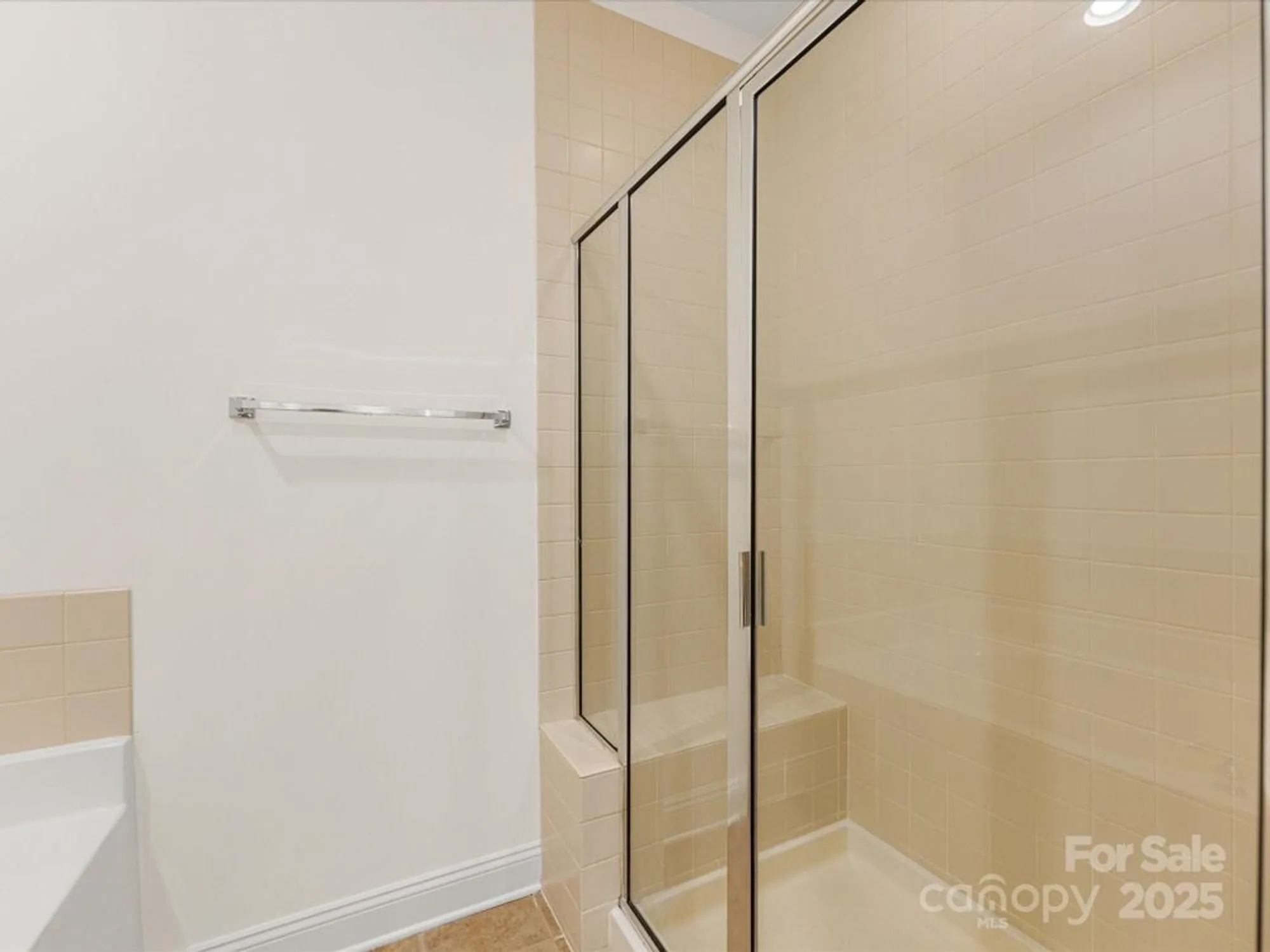 Property Slideshow image 28 of 47 | 2963 bellasera way, Matthews, NC, 28105