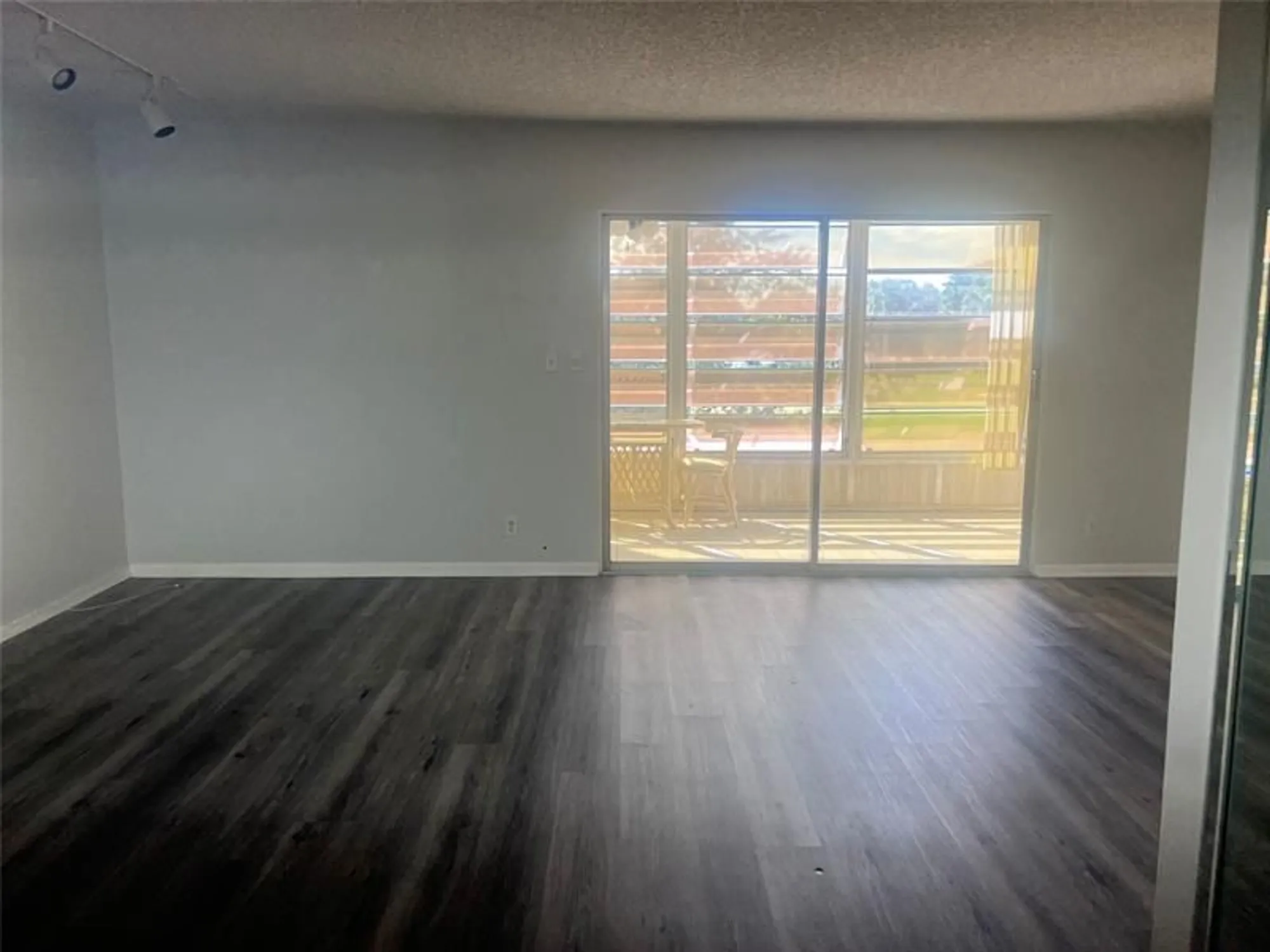 Property Slideshow image 25 of 32 | 3402 bimini ln apt e2, Coconut Creek, FL, 33066