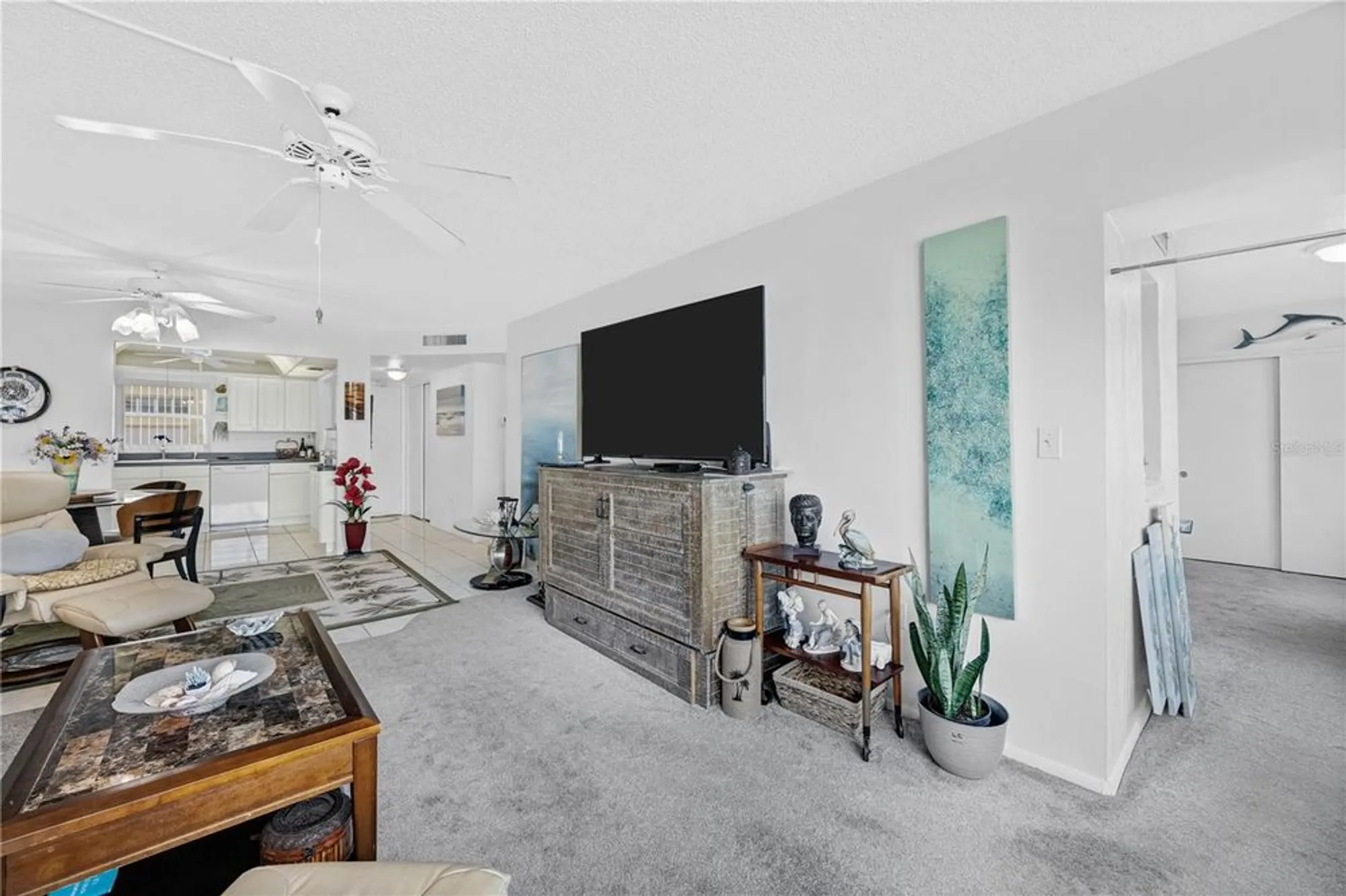 Property Slideshow image 15 of 47 | 4525 cove cir apt 1002, St Petersburg, FL, 33708