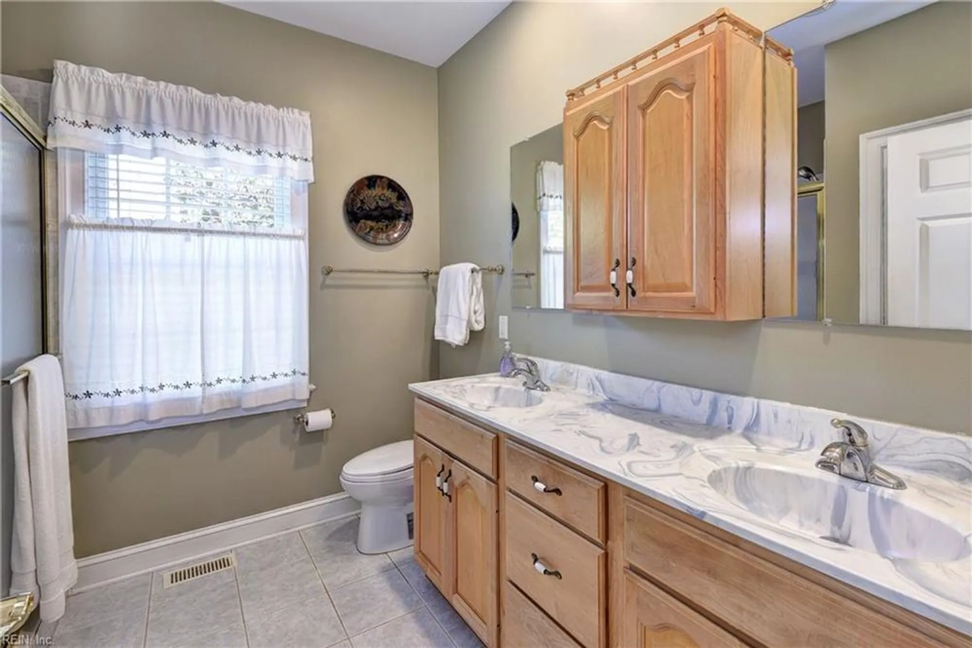 Property Slideshow image 23 of 39 | 140 western gailes, Williamsburg, VA, 23188