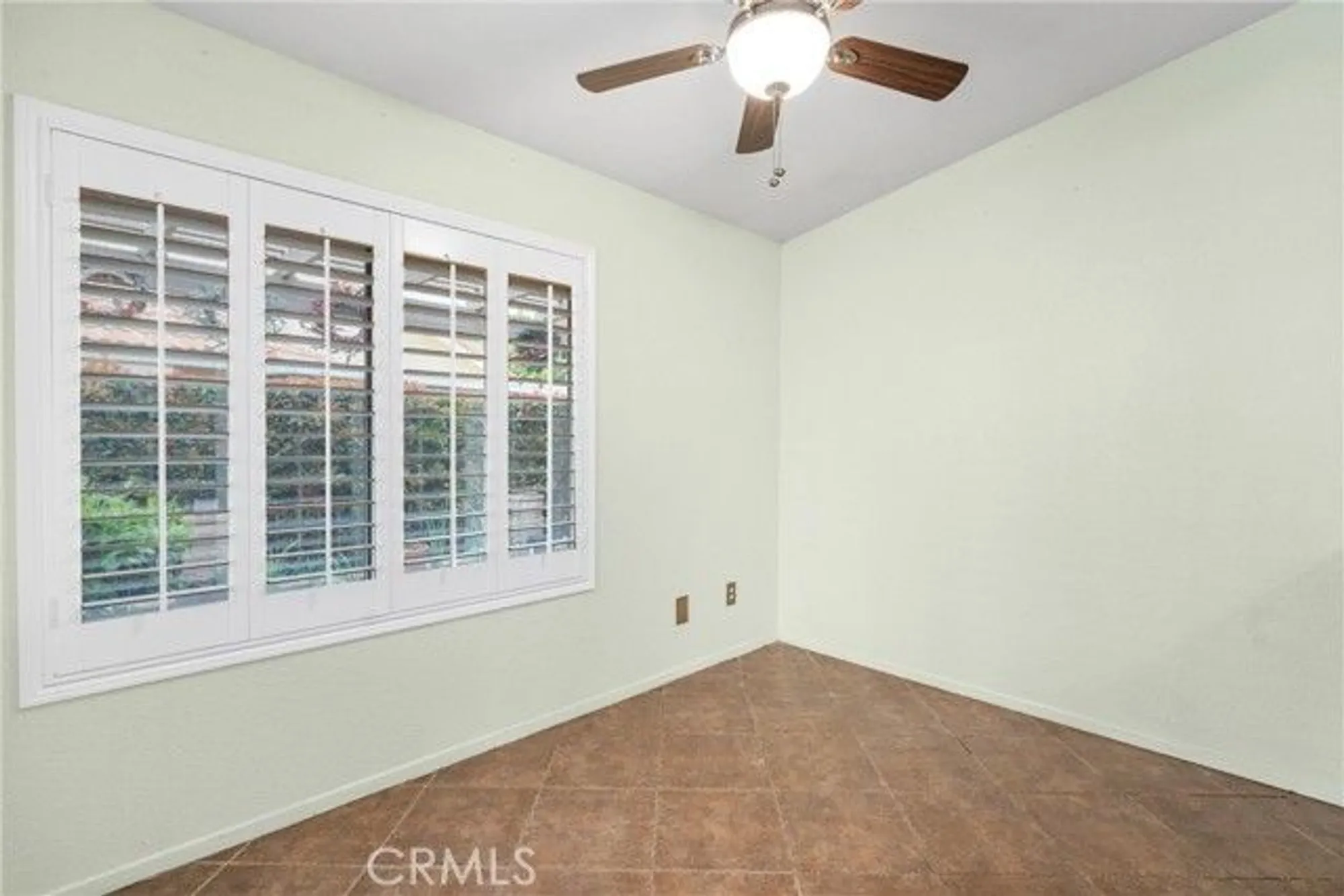 Property Slideshow image 15 of 35 | 1863 ash tree ln, Hemet, CA, 92545