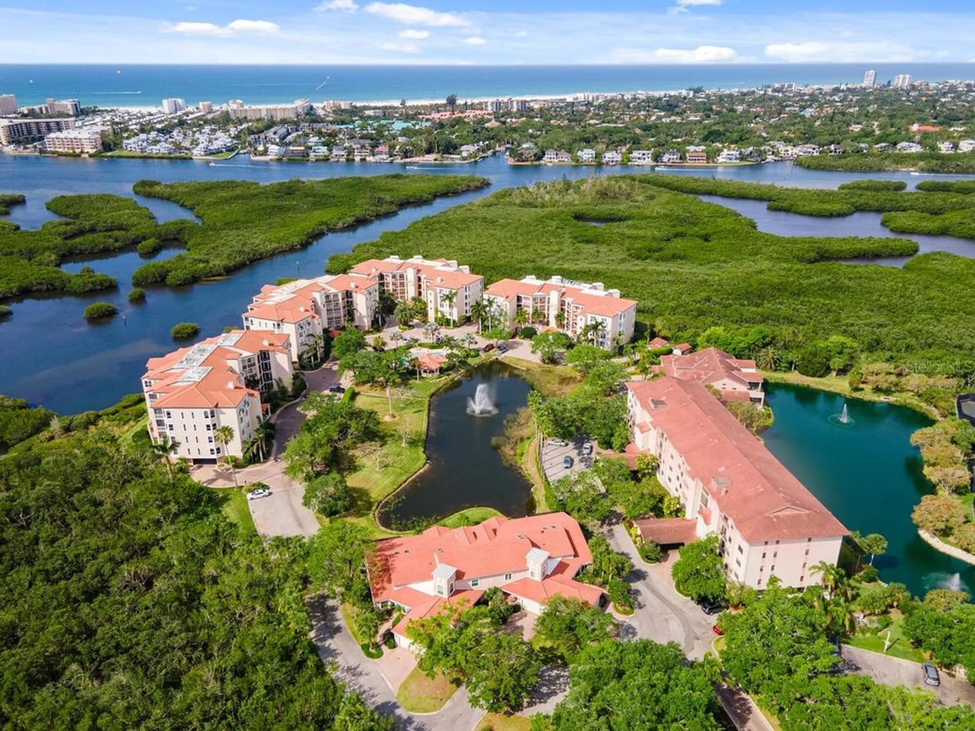 Property Slideshow image 1 of 52 | 5400 eagles point cir apt 405, Sarasota, FL, 34231