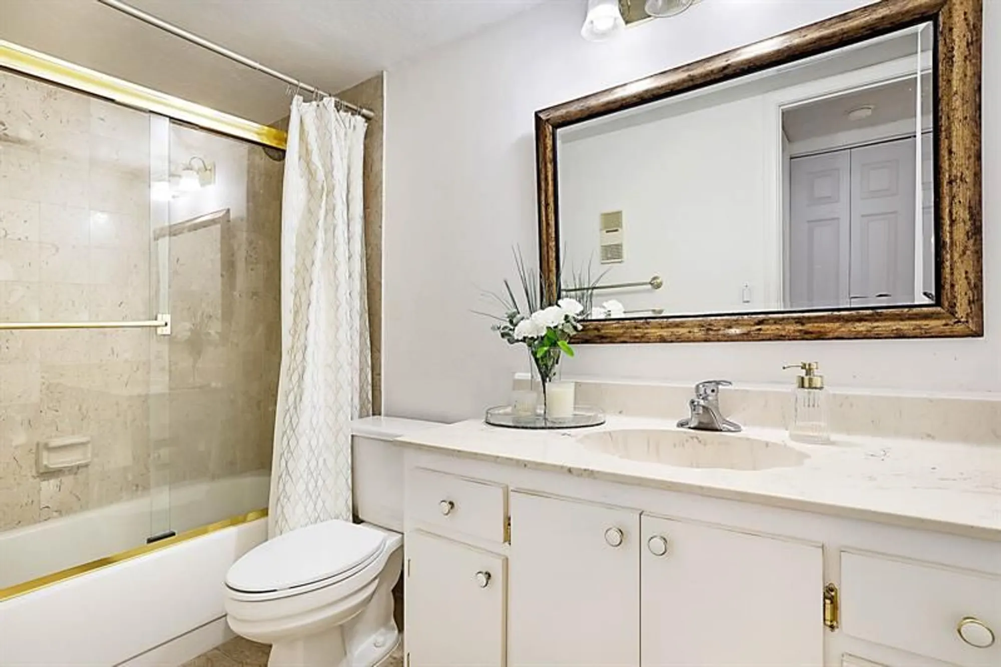 Property Slideshow image 24 of 33 | 3485 environ blvd c106, Lauderhill, FL, 33319