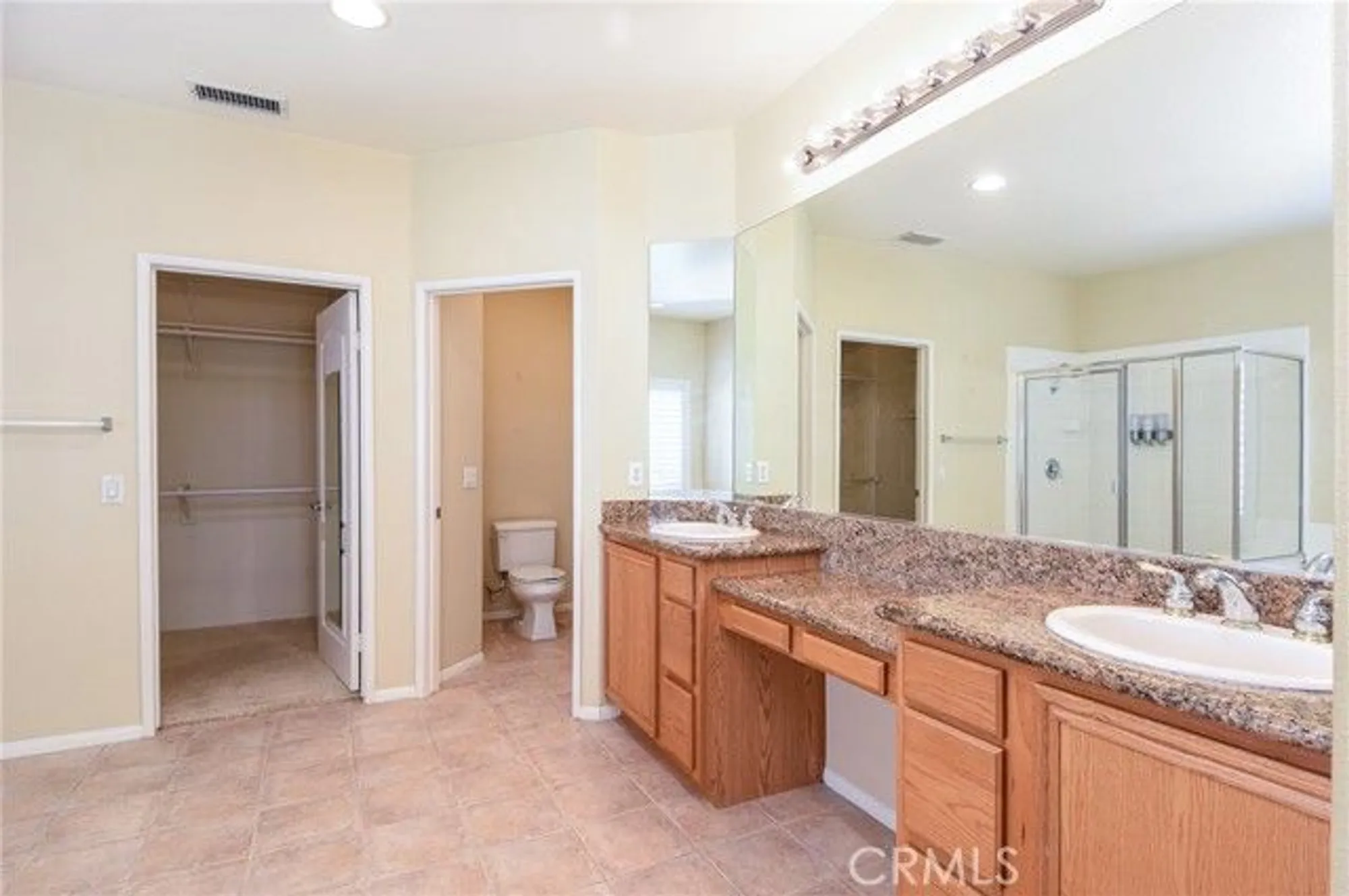 Property Slideshow image 18 of 36 | 24182 via llano, Murrieta, CA, 92562