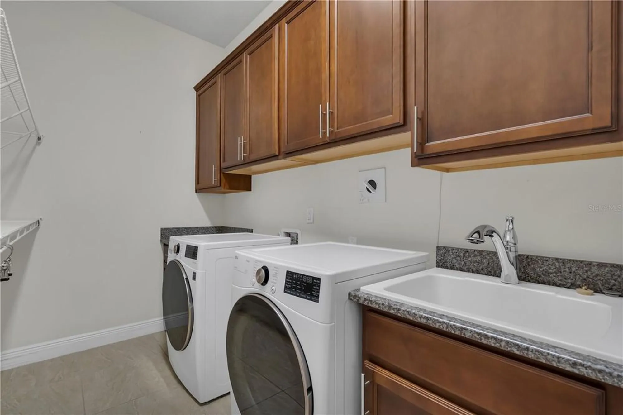 Property Slideshow image 30 of 51 | 11741 savona way, Orlando, FL, 32827